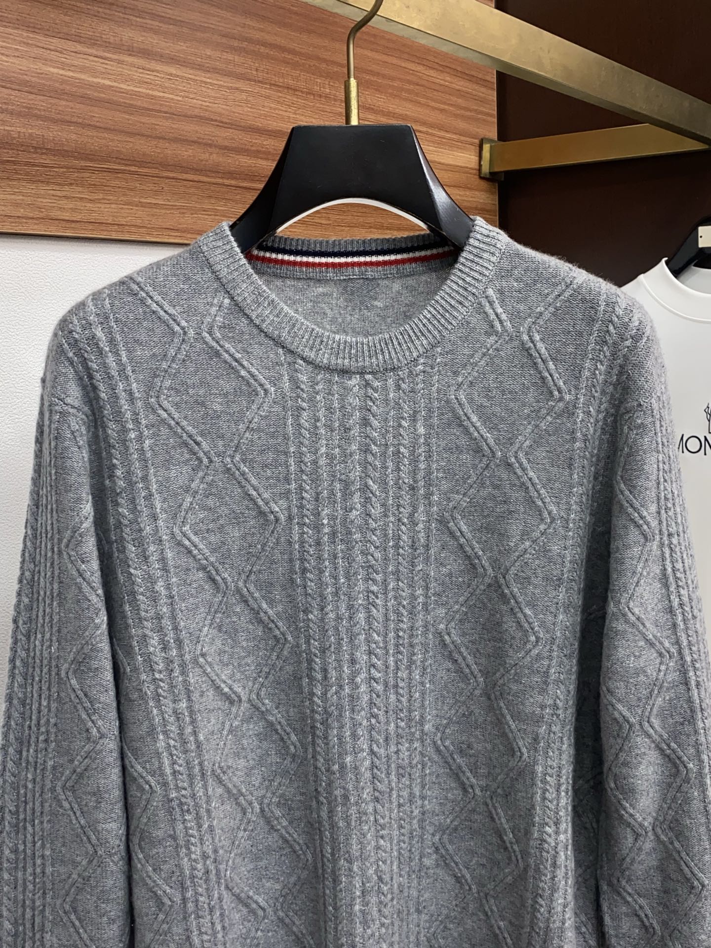Burberry Basic Clothing Cashmere M-xl