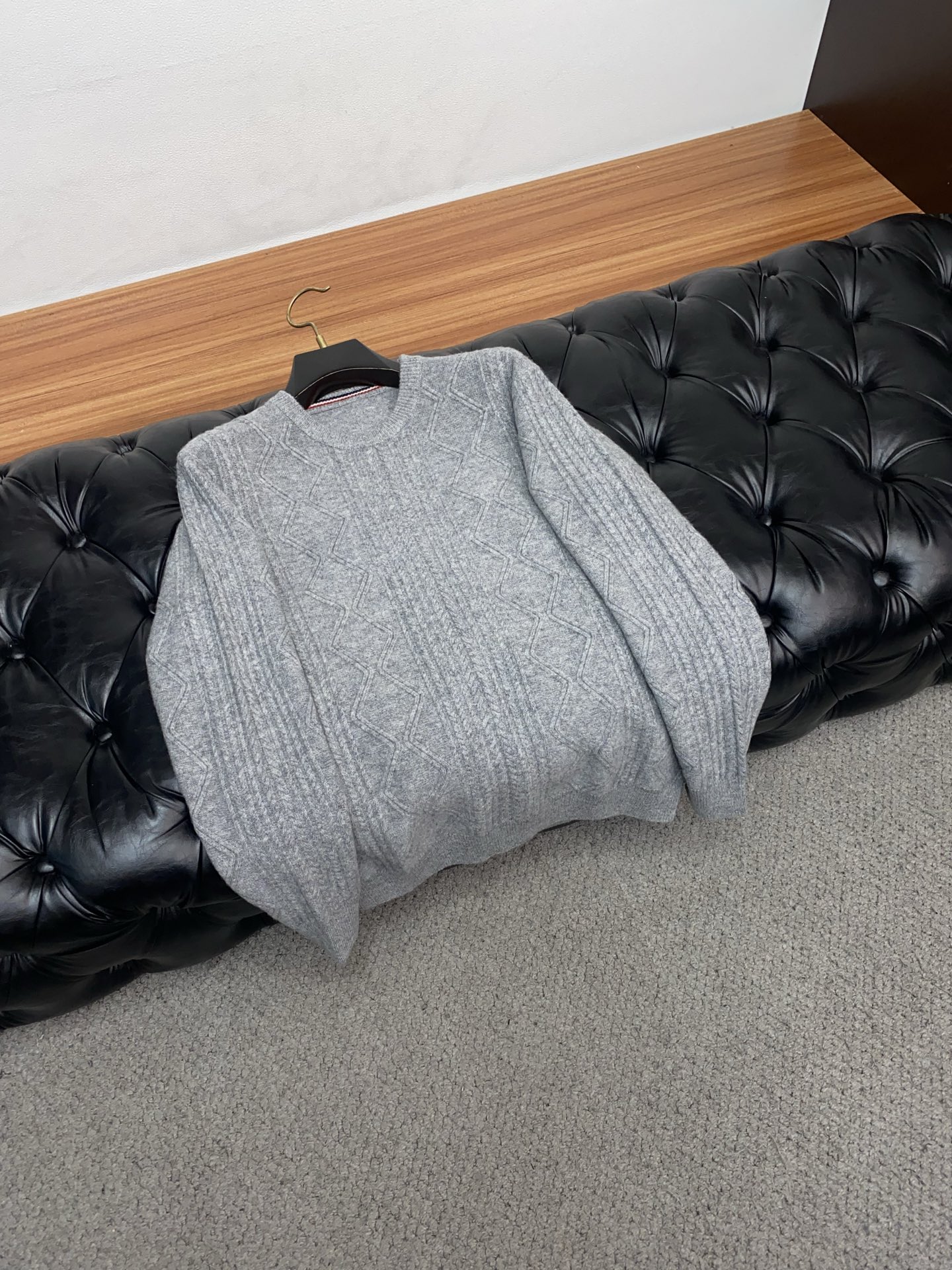 Burberry Basic Clothing Cashmere M-xl