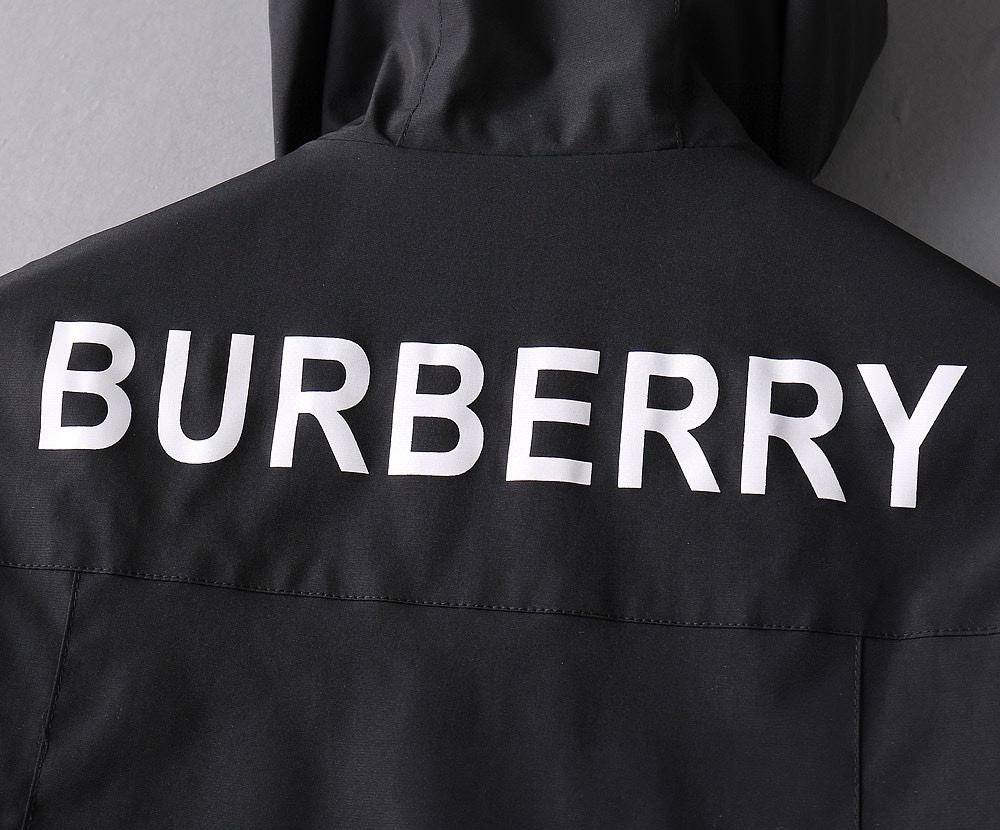 Burberry Jacket M-xxxl