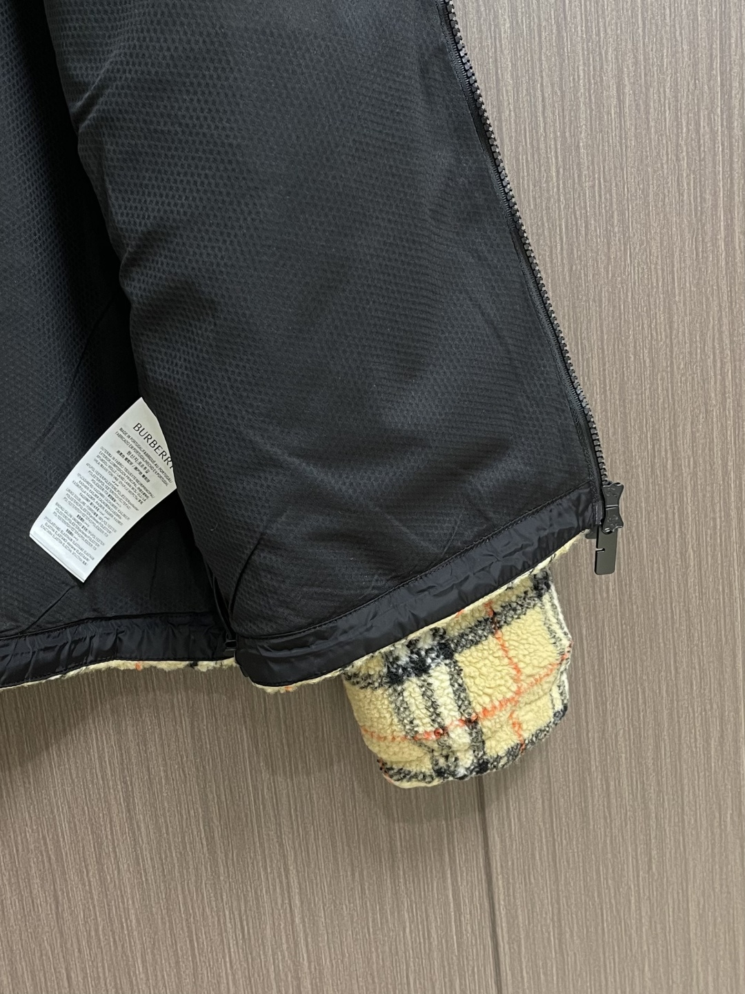 Burberry Basic Clothing Knitted Black S-m-l-xl