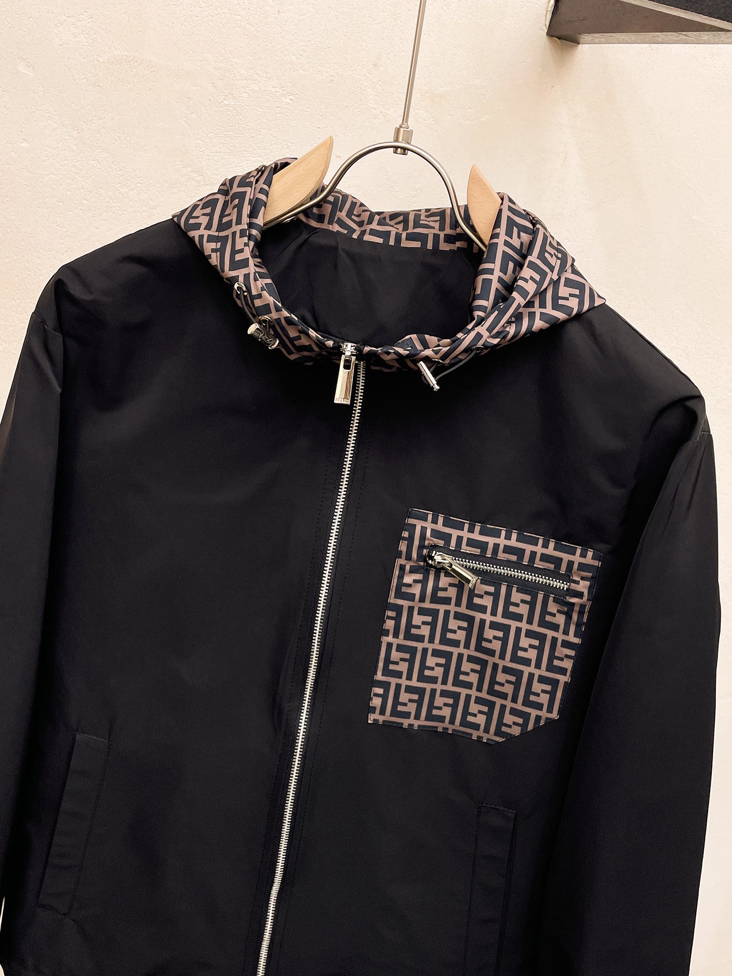 Fendi Jacket Hooded M-l-xl