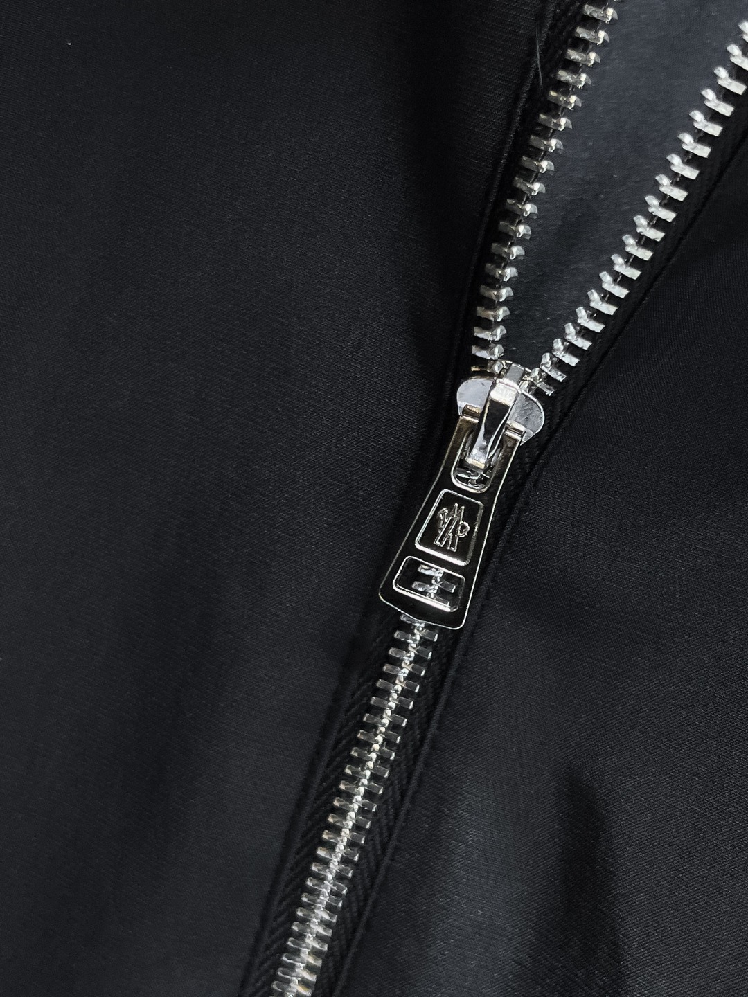 Moncler Jacket M-l-xl