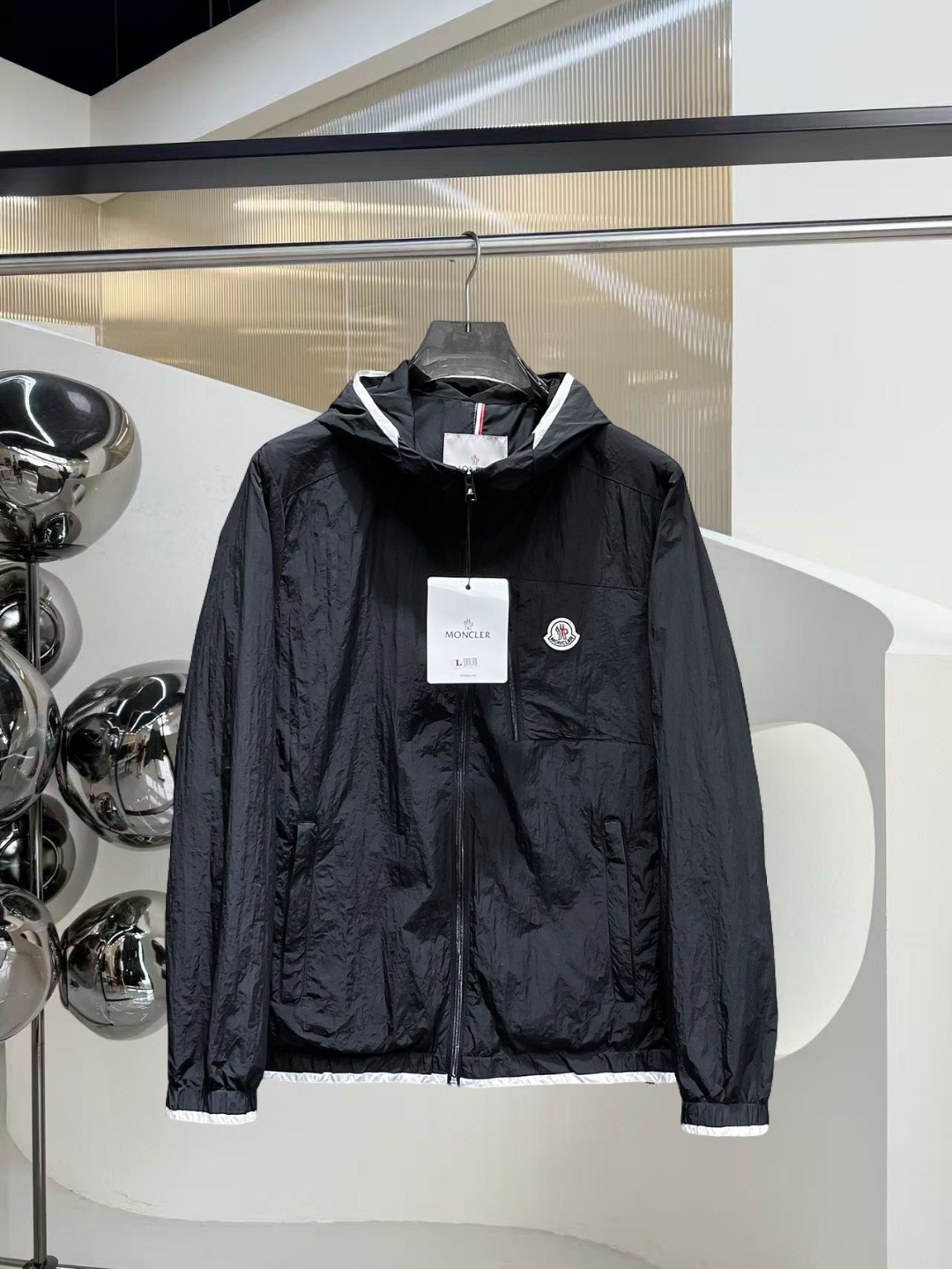 Moncler Jacket M-l-xl