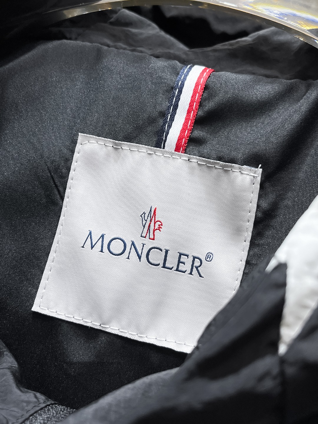 Moncler Jacket M-l-xl