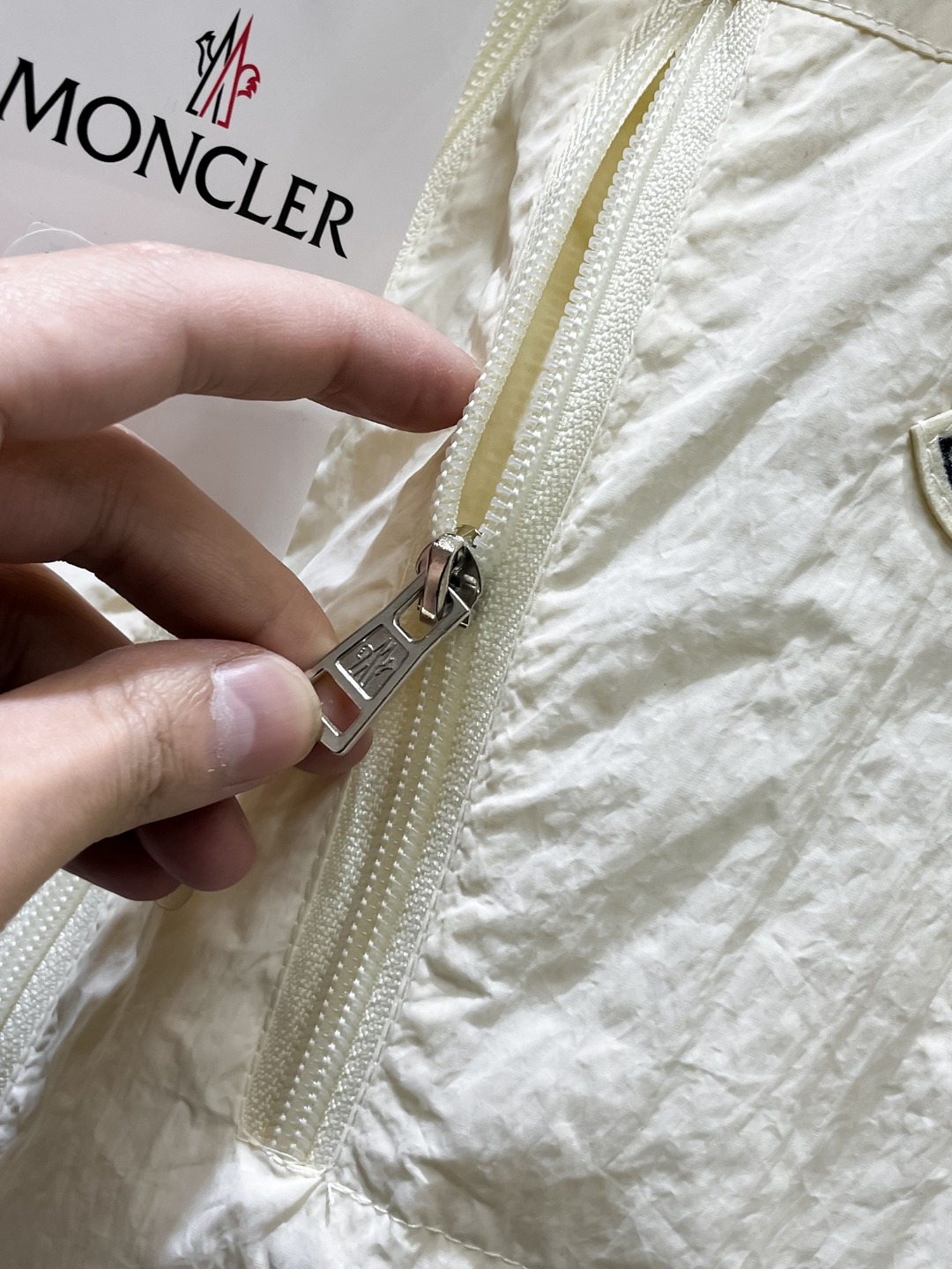 Moncler Jacket M-l-xl