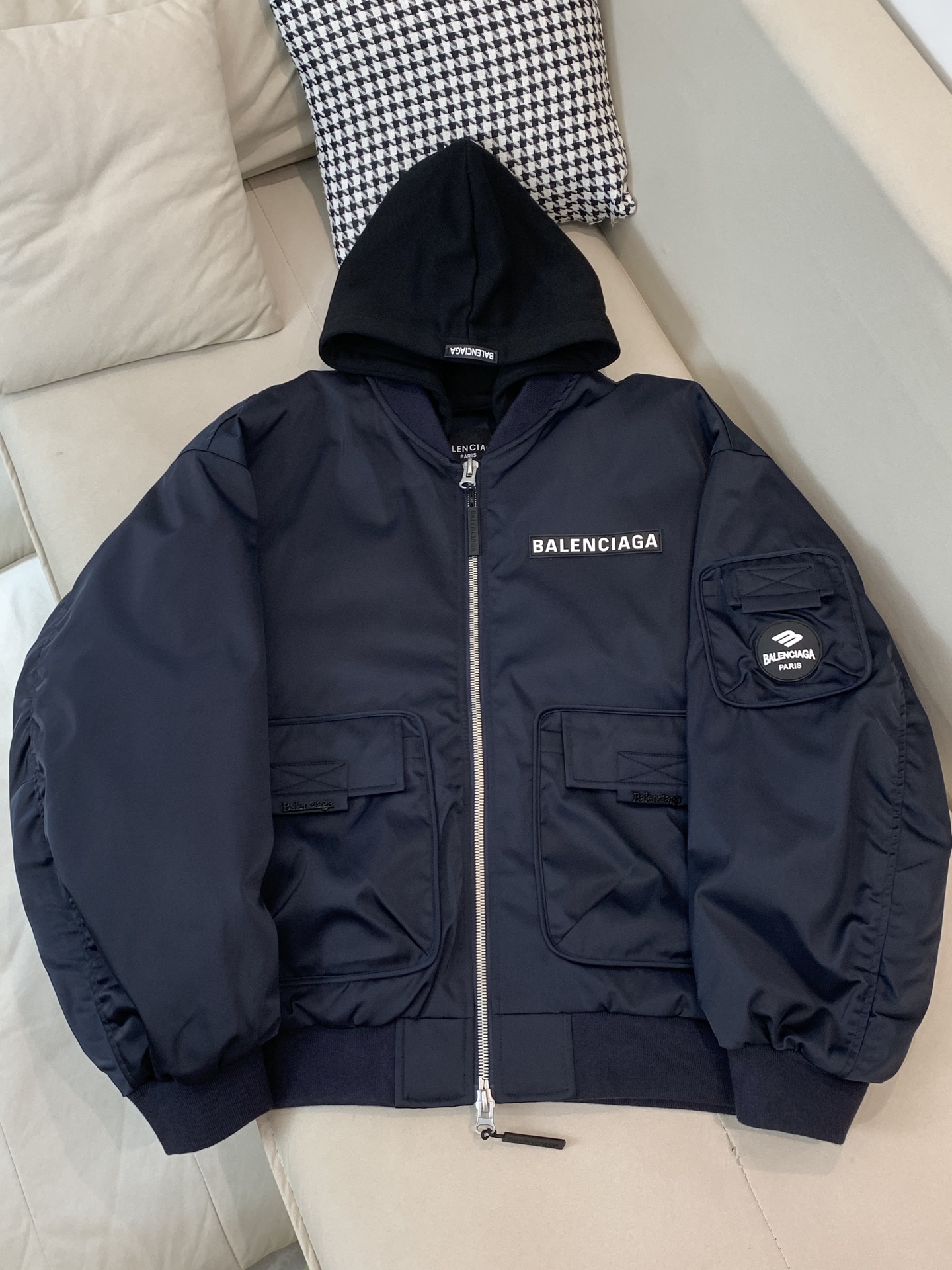 Balenciaga Down Jacket Goose Down Black Hooded S-m-xxxl