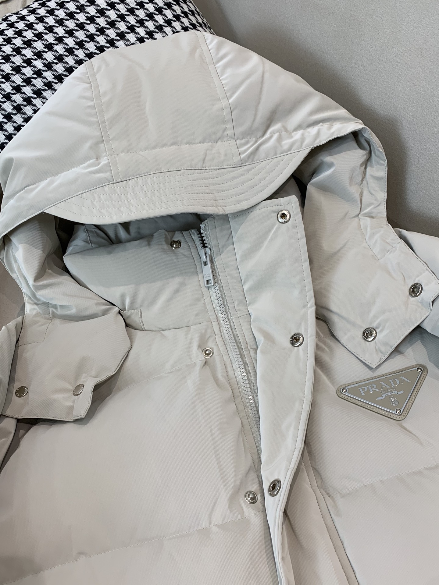 Prada Male Down Jacket Goose Down Black Hooded S