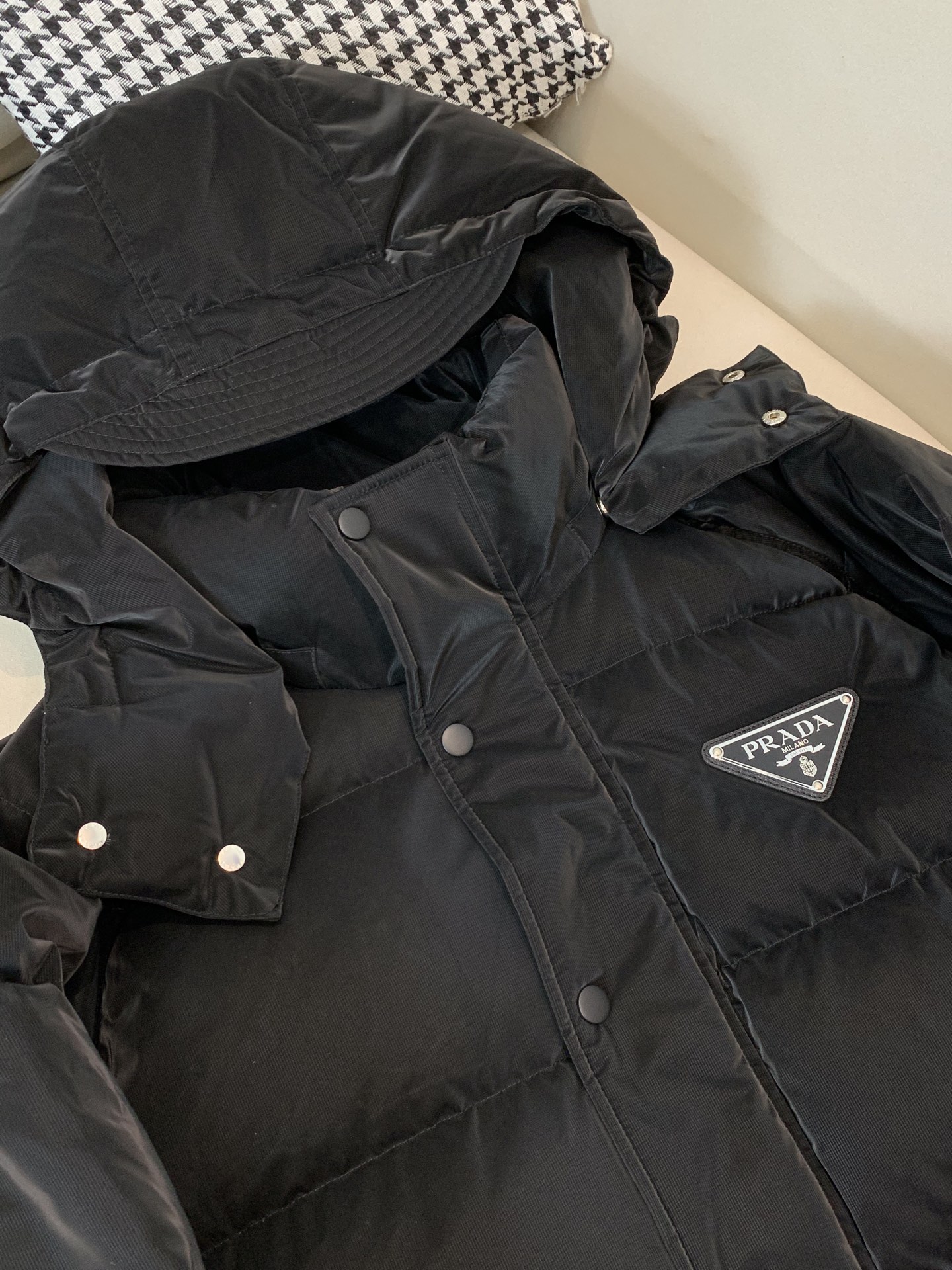 Prada Male Down Jacket Goose Down Black Hooded S