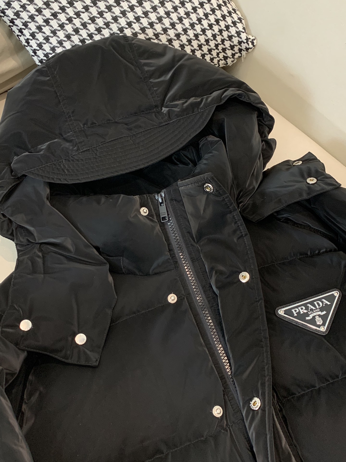 Prada Male Down Jacket Goose Down Black Hooded S