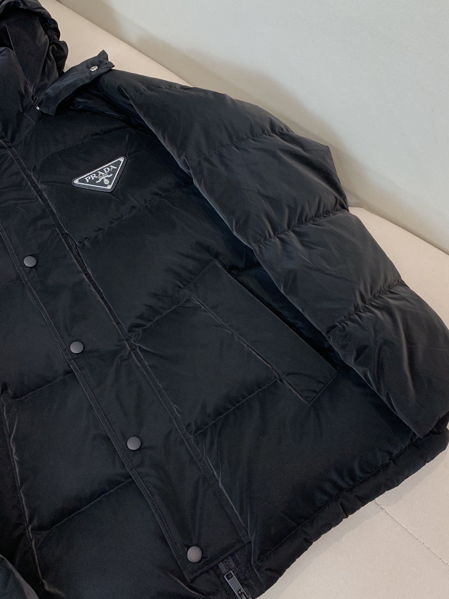 Prada Male Down Jacket Goose Down Black Hooded S