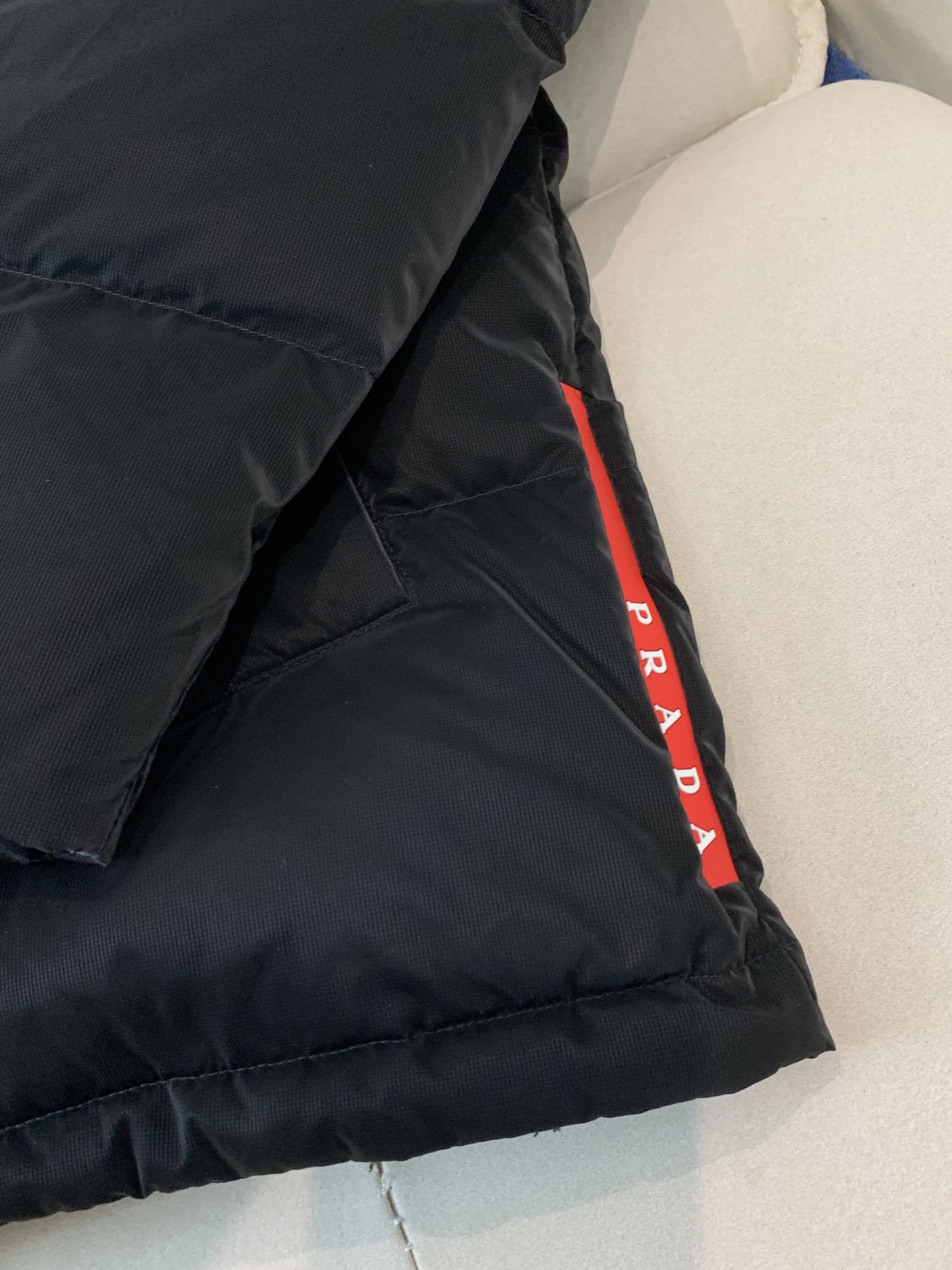 Prada Male Down Jacket Goose Down Black Hooded S
