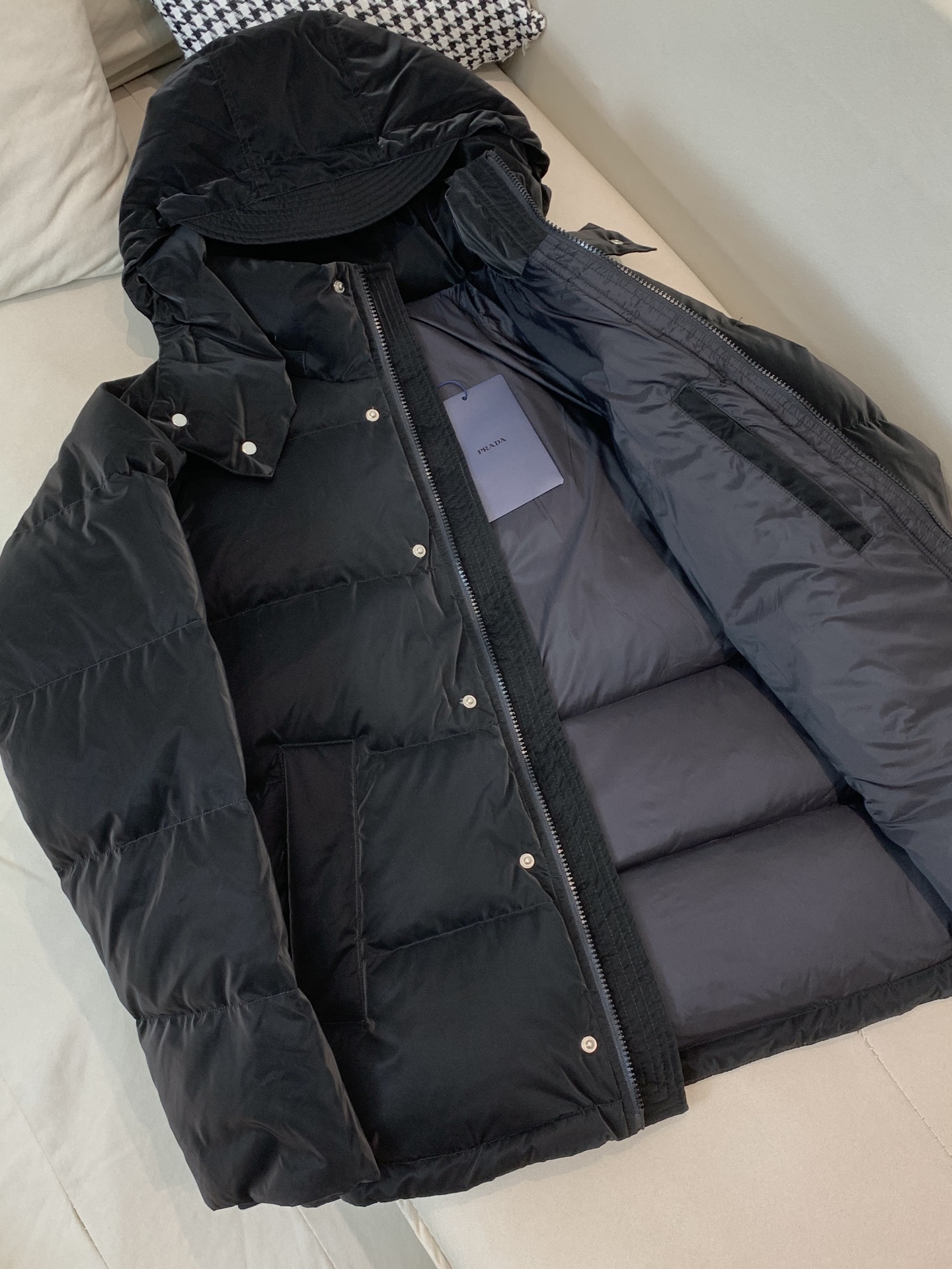 Prada Male Down Jacket Goose Down Black Hooded S