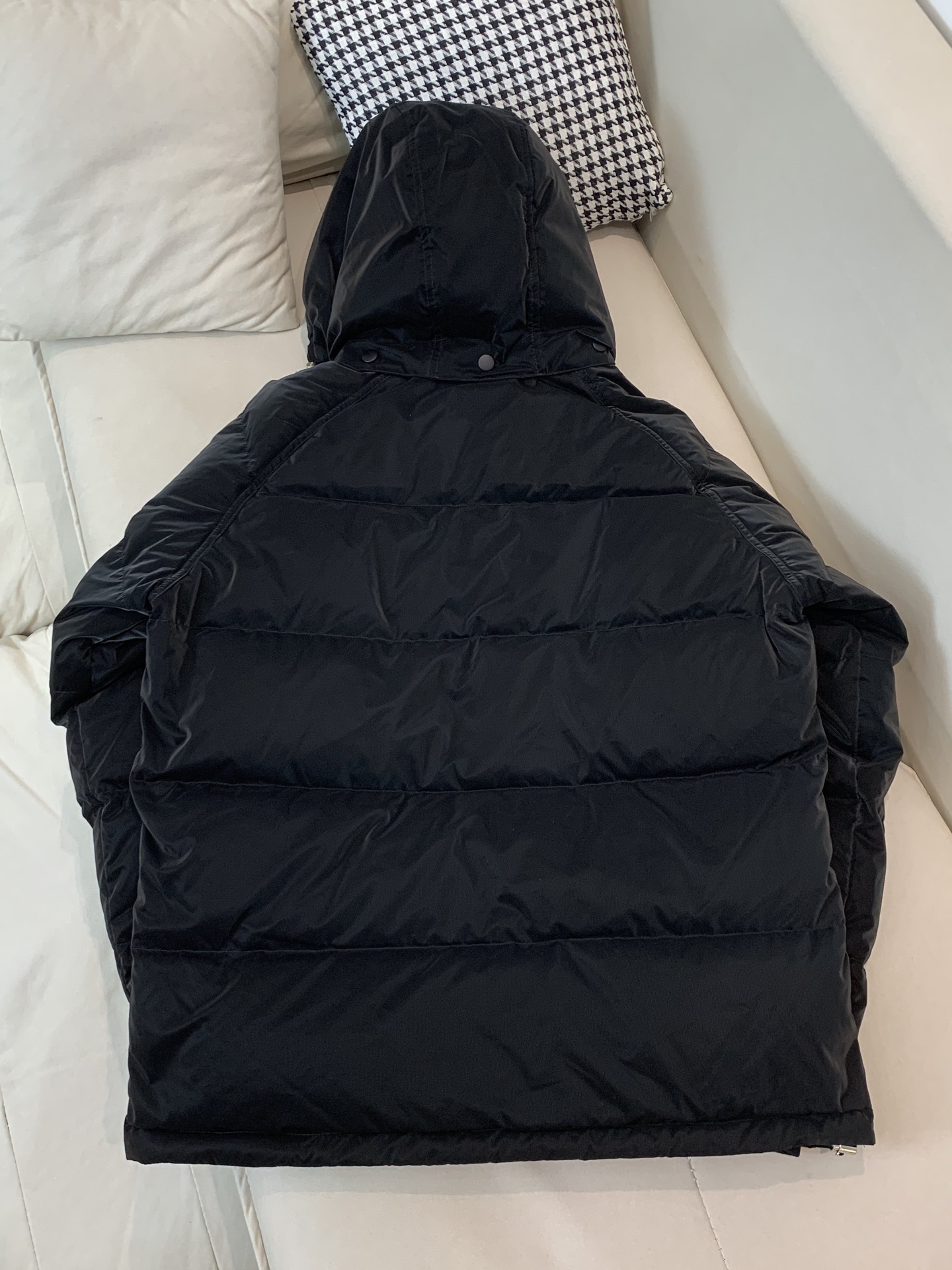 Prada Male Down Jacket Goose Down Black Hooded S