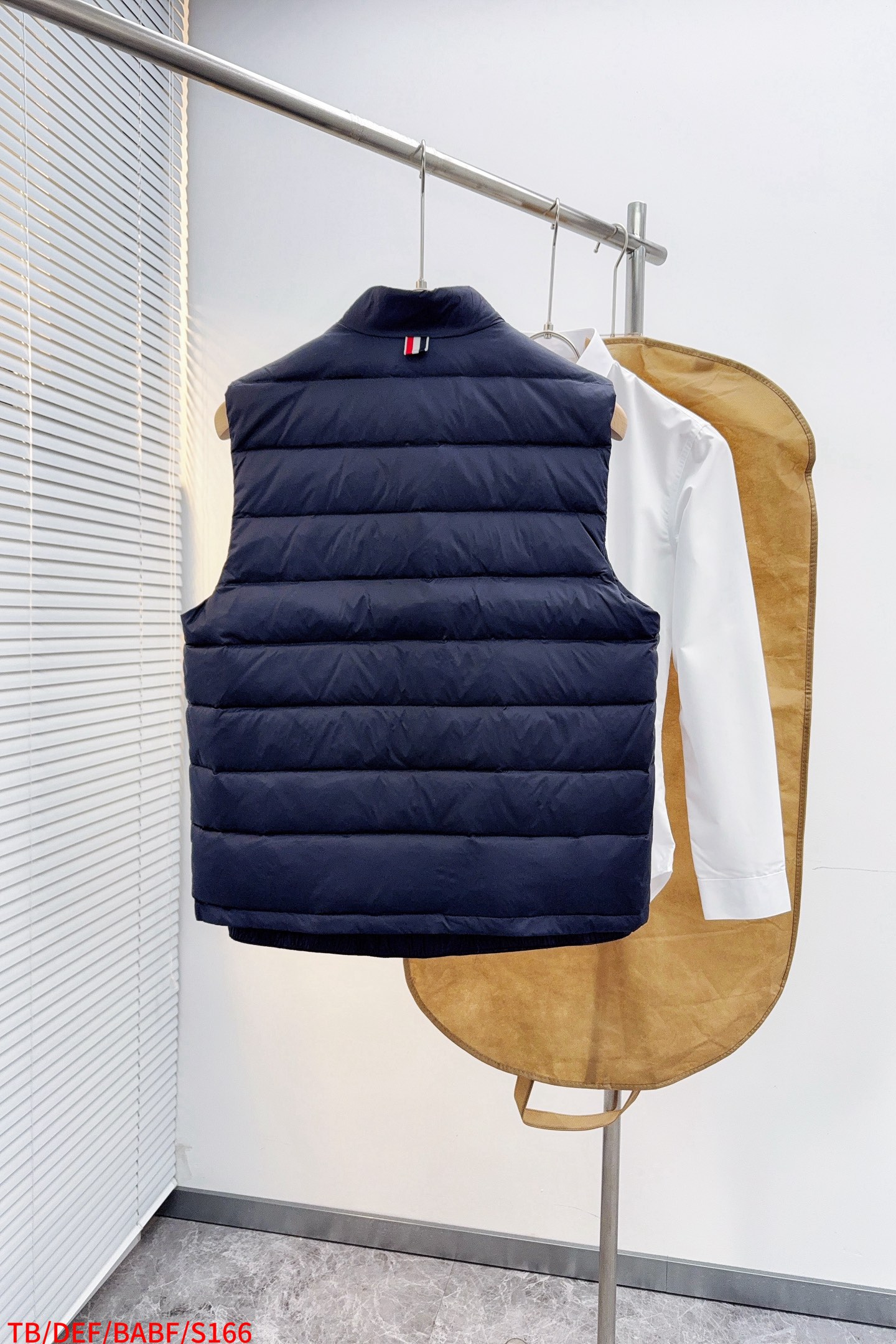 Thom Browne Vest White Duck Down Black S-234