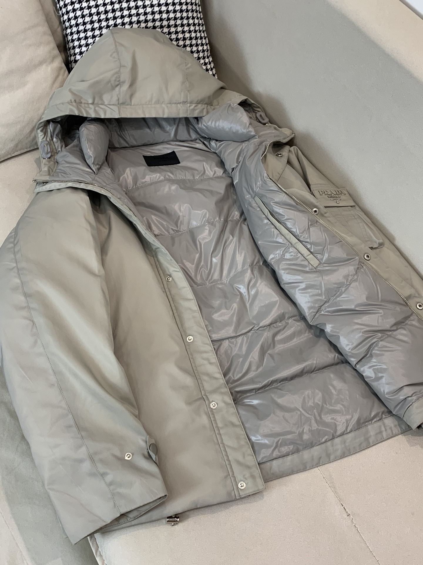 Prada Male Down Jacket Goose Down Black Hooded S-m-l