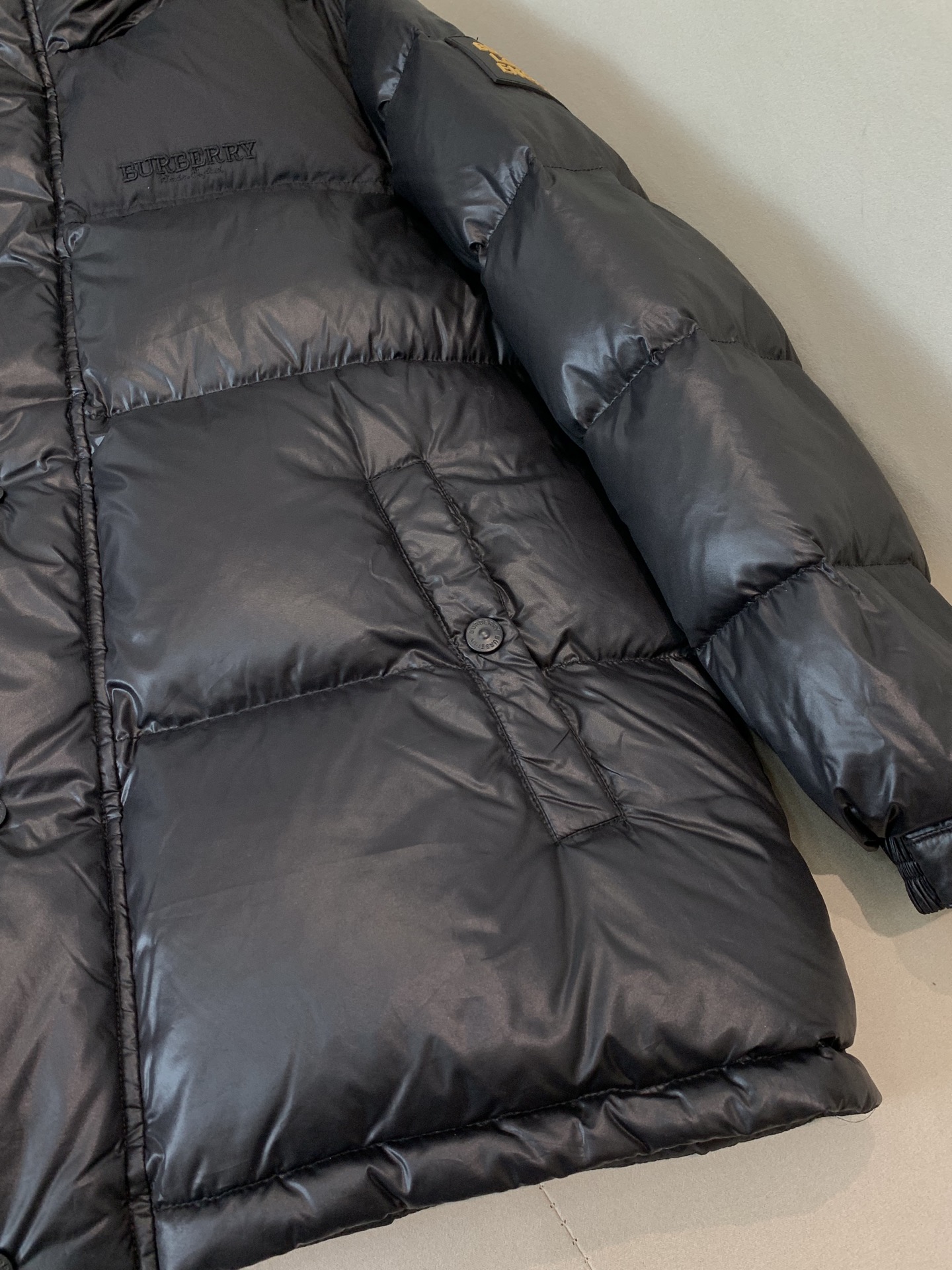 Burberry Down Jacket Black Hooded L