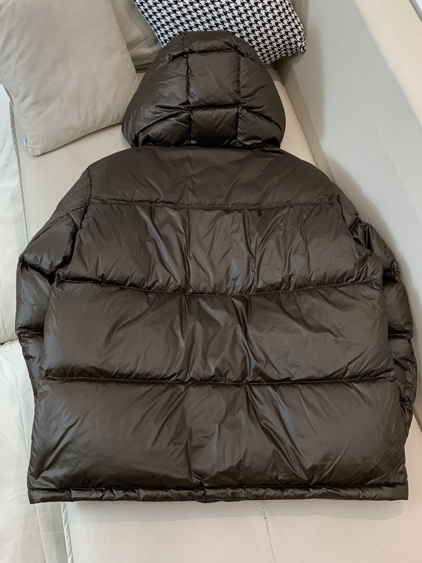 Burberry Down Jacket Black Hooded L