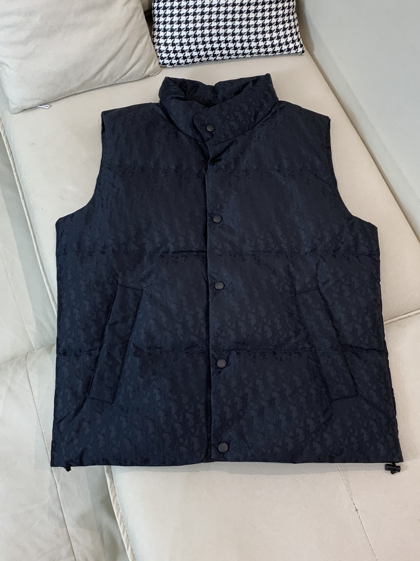 Dior Down Vest White Duck Down Black Printed S-l
