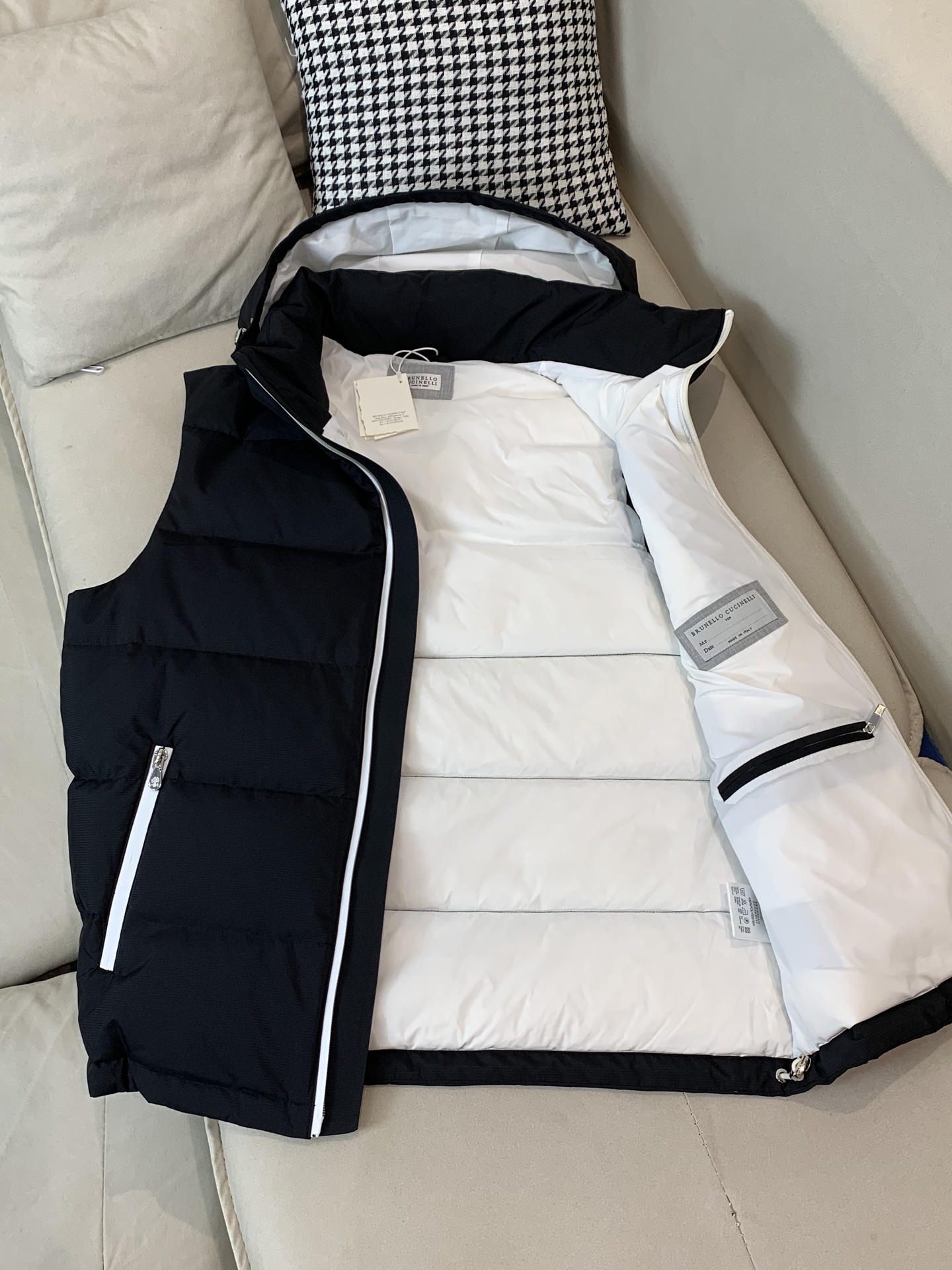 Tom Ford Male Down Vest Black M