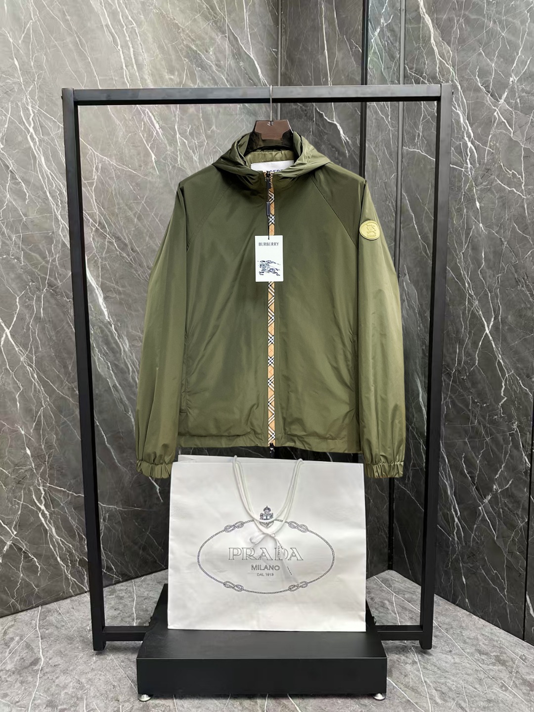 Burberry Jacket M-xl