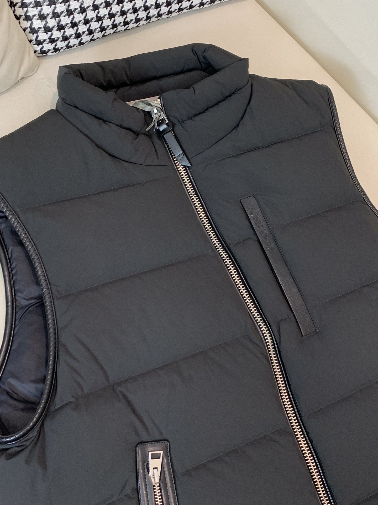 Tom Ford Male Down Vest Black M