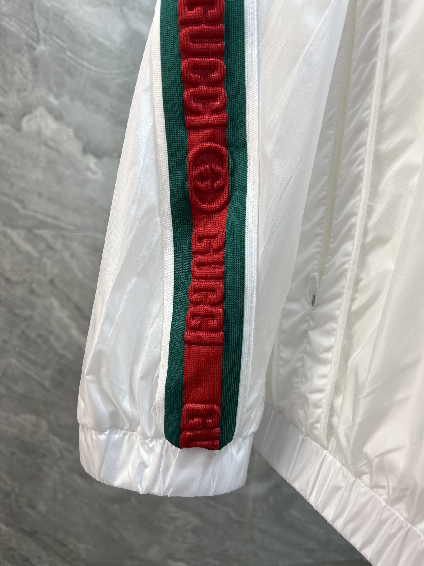 Gucci Basic Clothing M-l-xxxl-175140