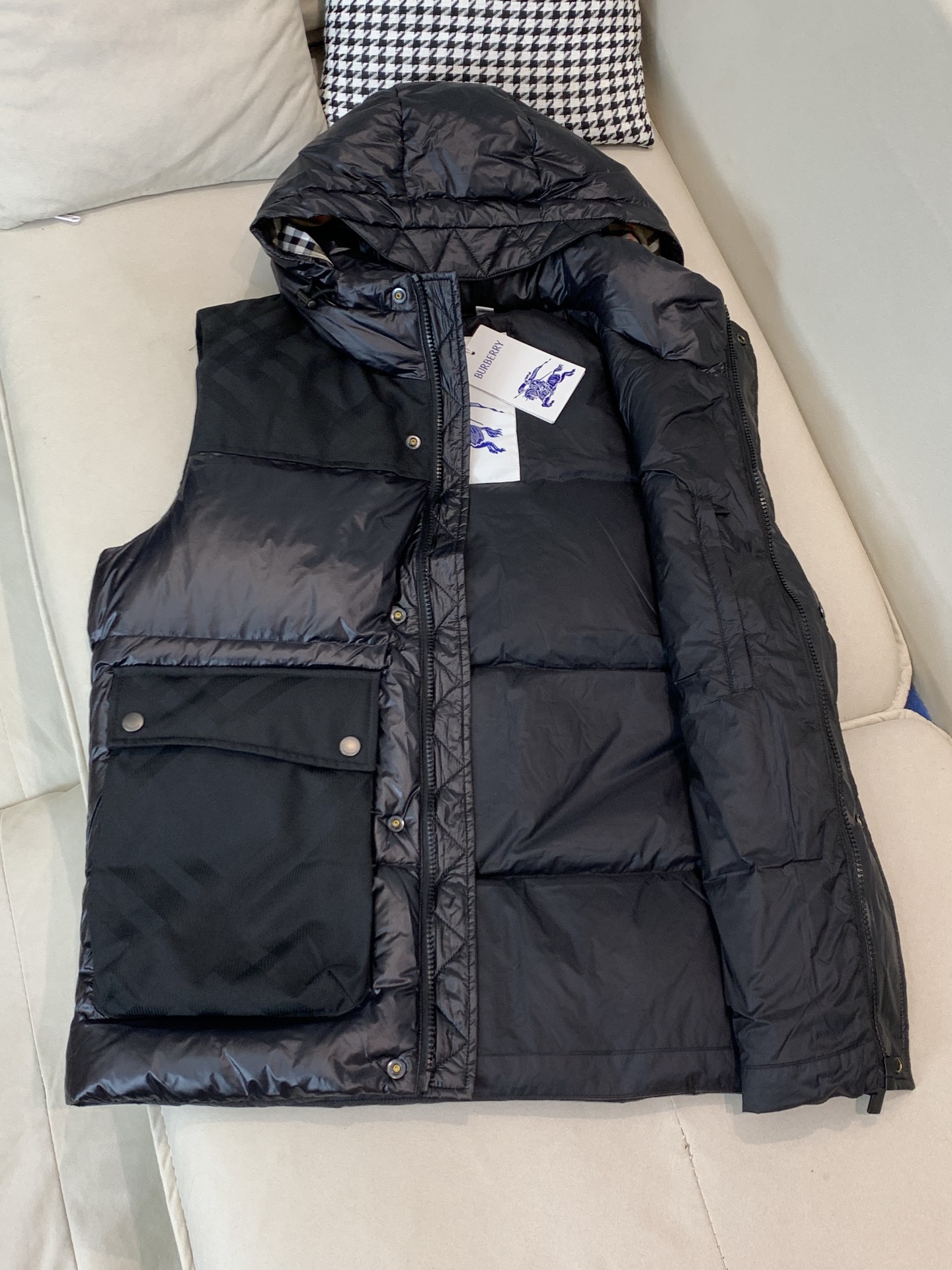 Burberry Male Down Vest Black
