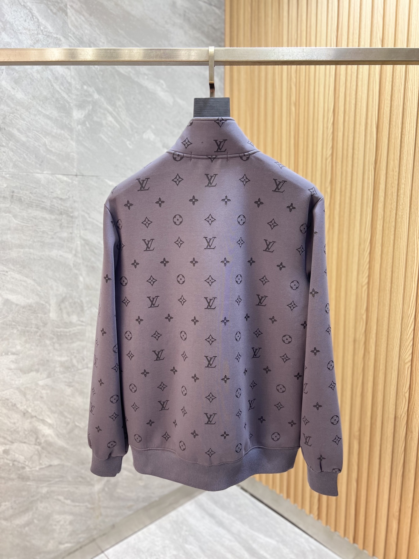 Louis Vuitton Basic Clothing M-l-xxxl-175140