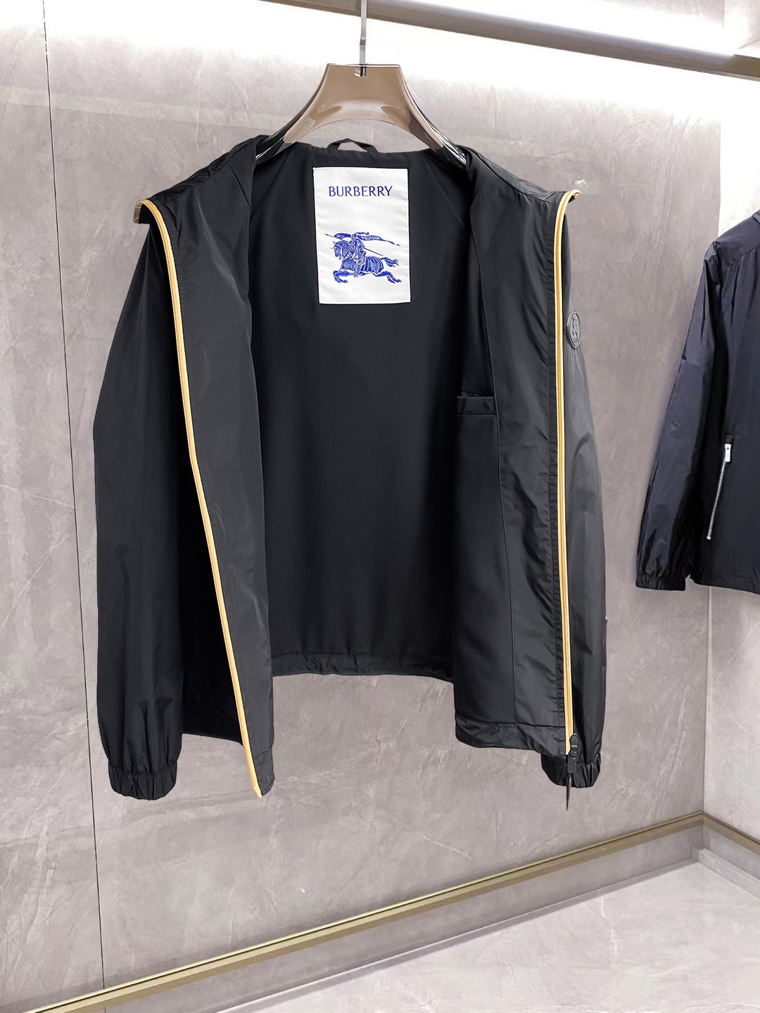Burberry Jacket M-xl