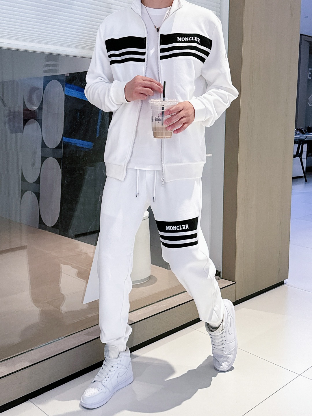 Moncler Basic Clothing M-l-xl