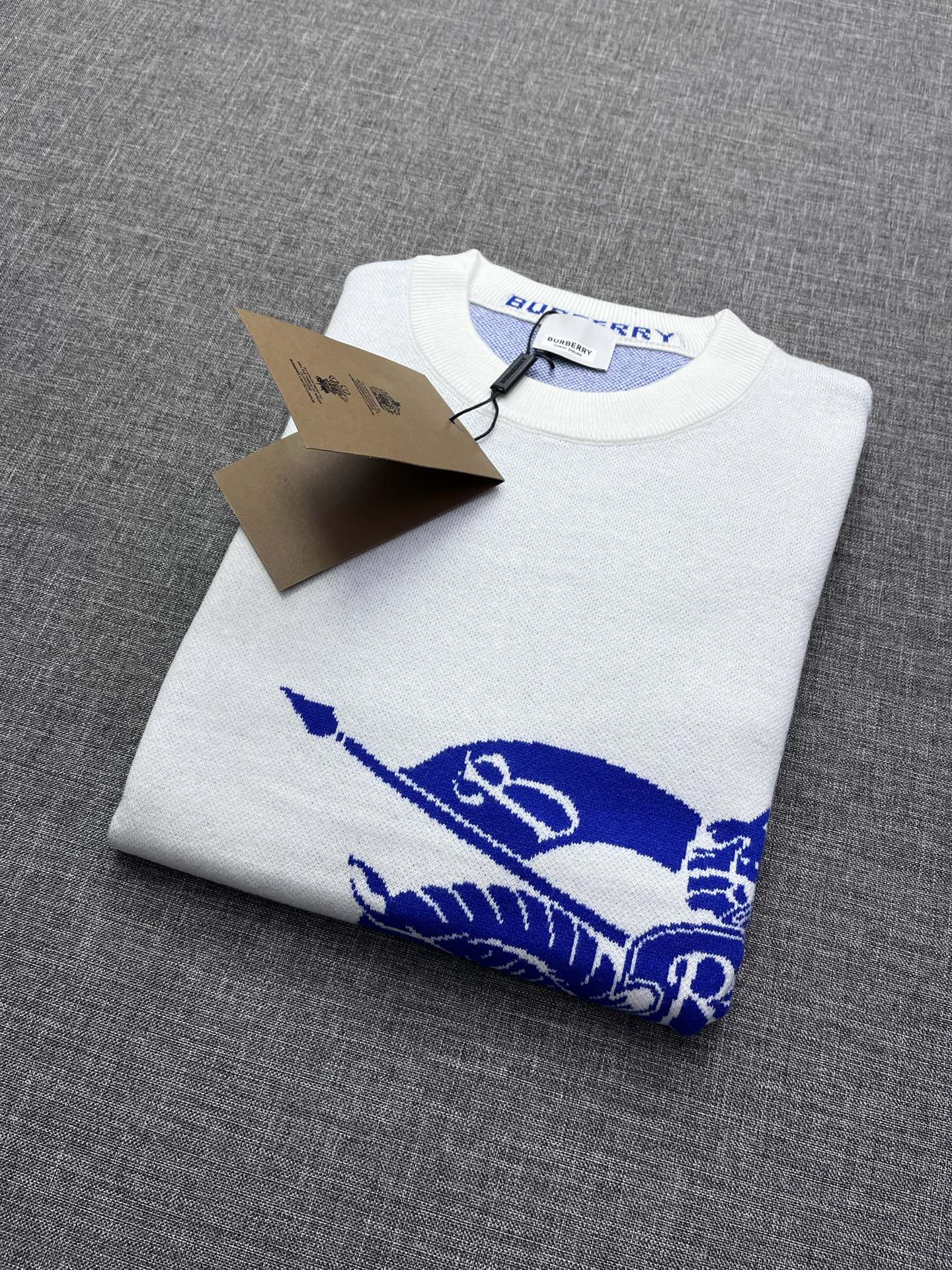 Burberry Basic Clothing Knitted S-m-xl