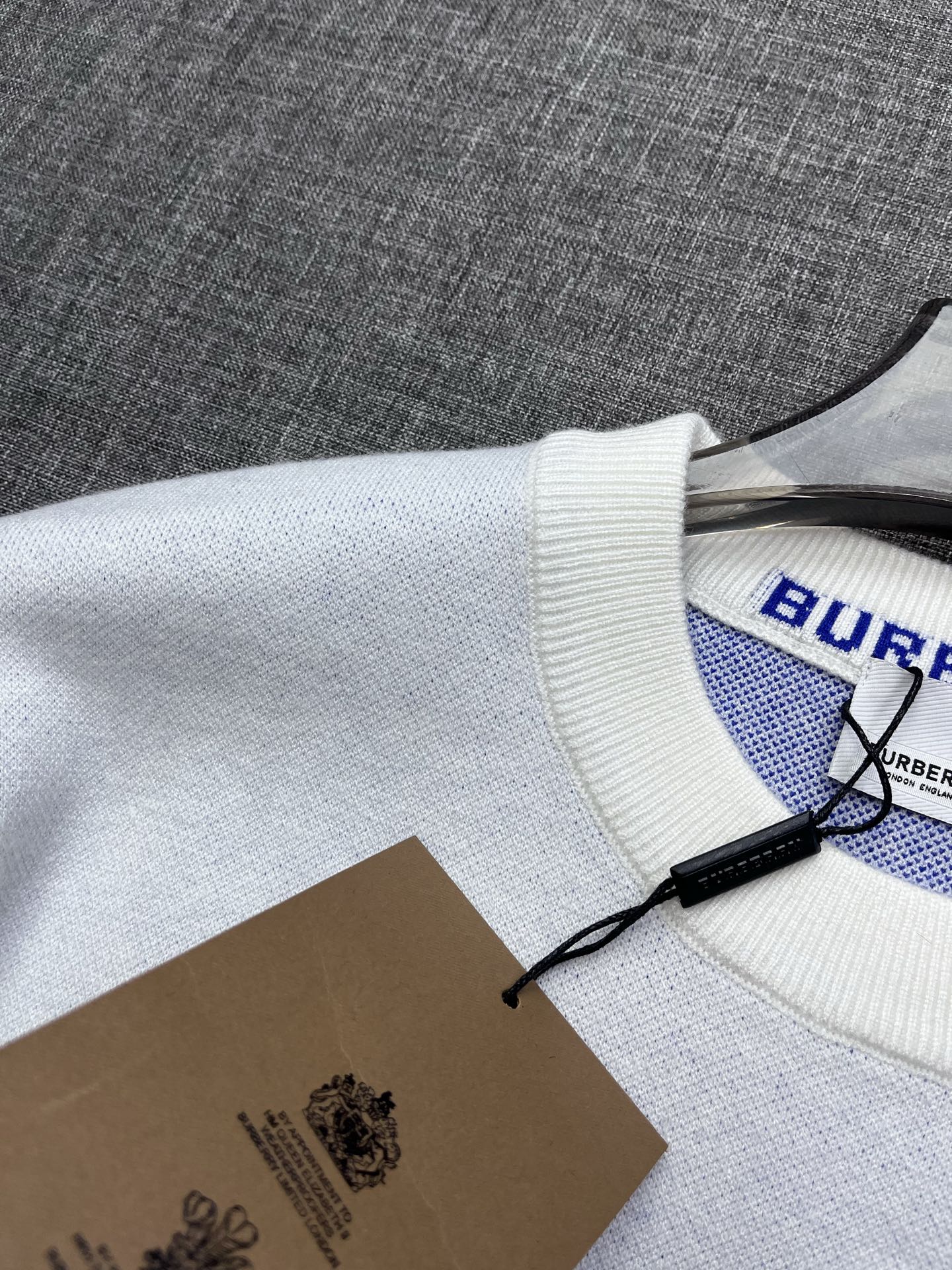 Burberry Basic Clothing Knitted S-m-xl