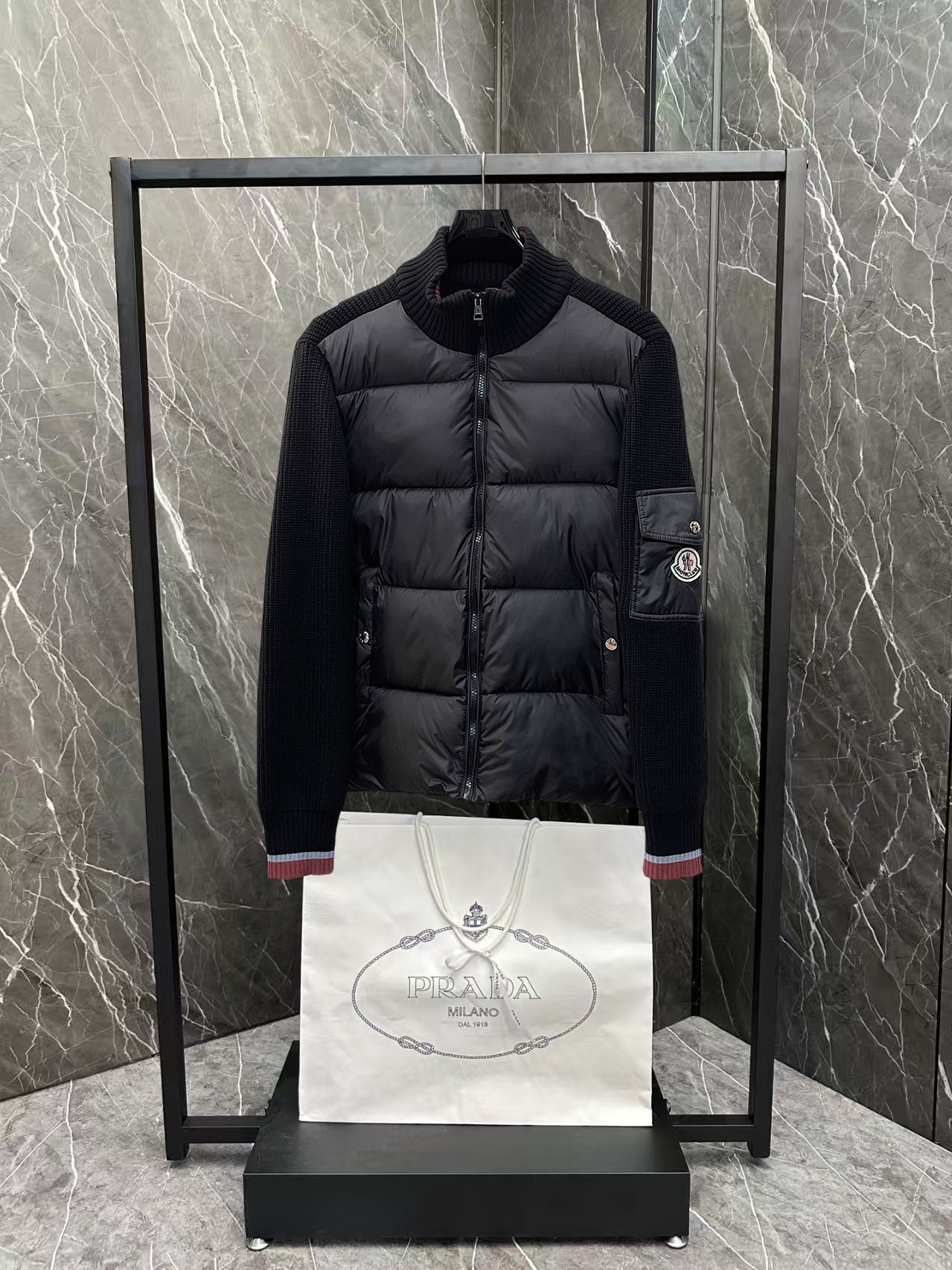 Moncler Down Jacket S-m-l-xxxl