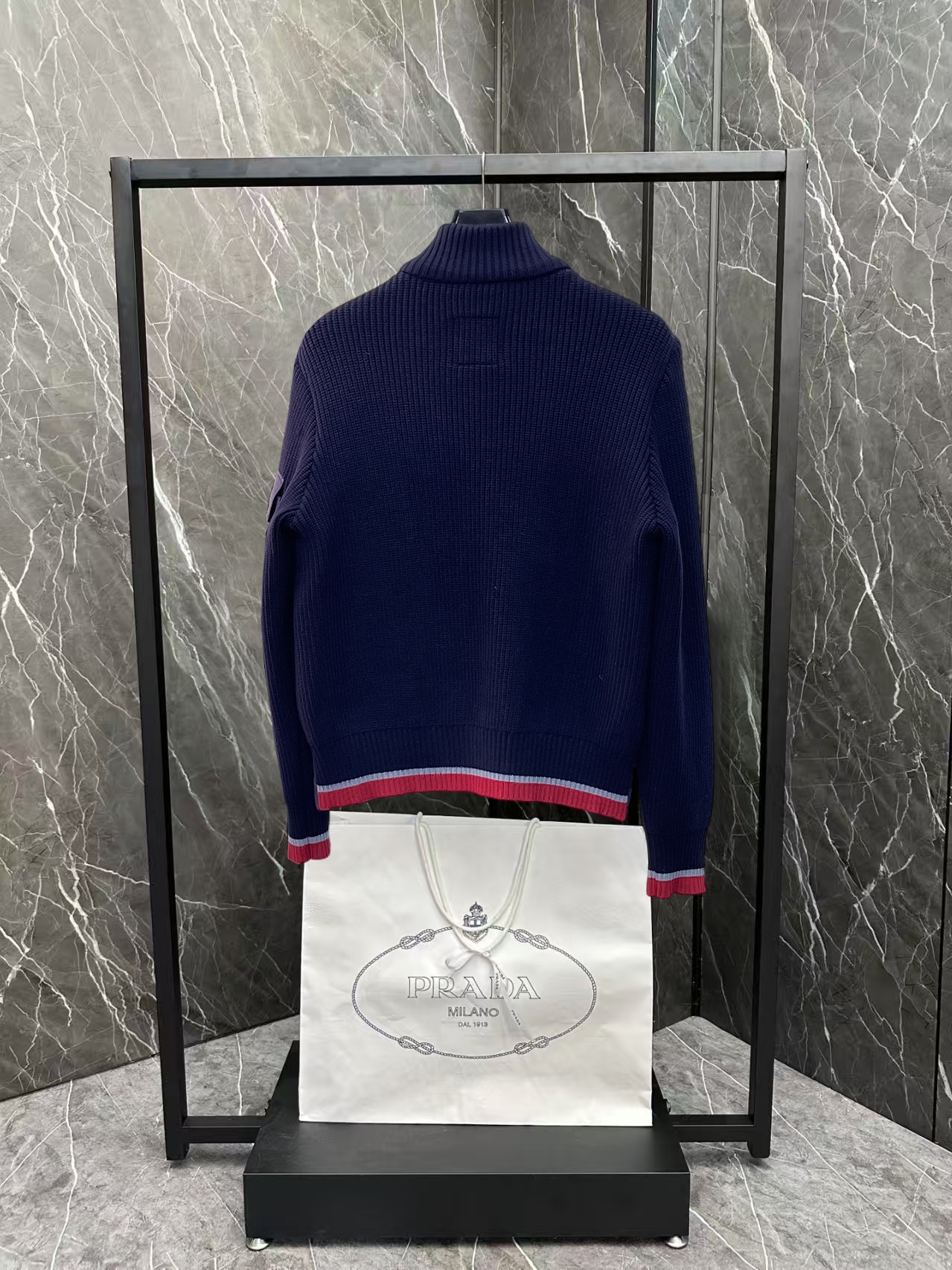 Moncler Down Jacket S-m-l-xxxl