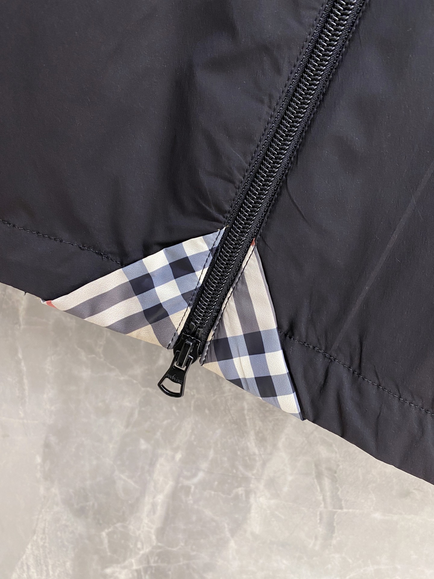 Burberry Jacket Black Hooded S