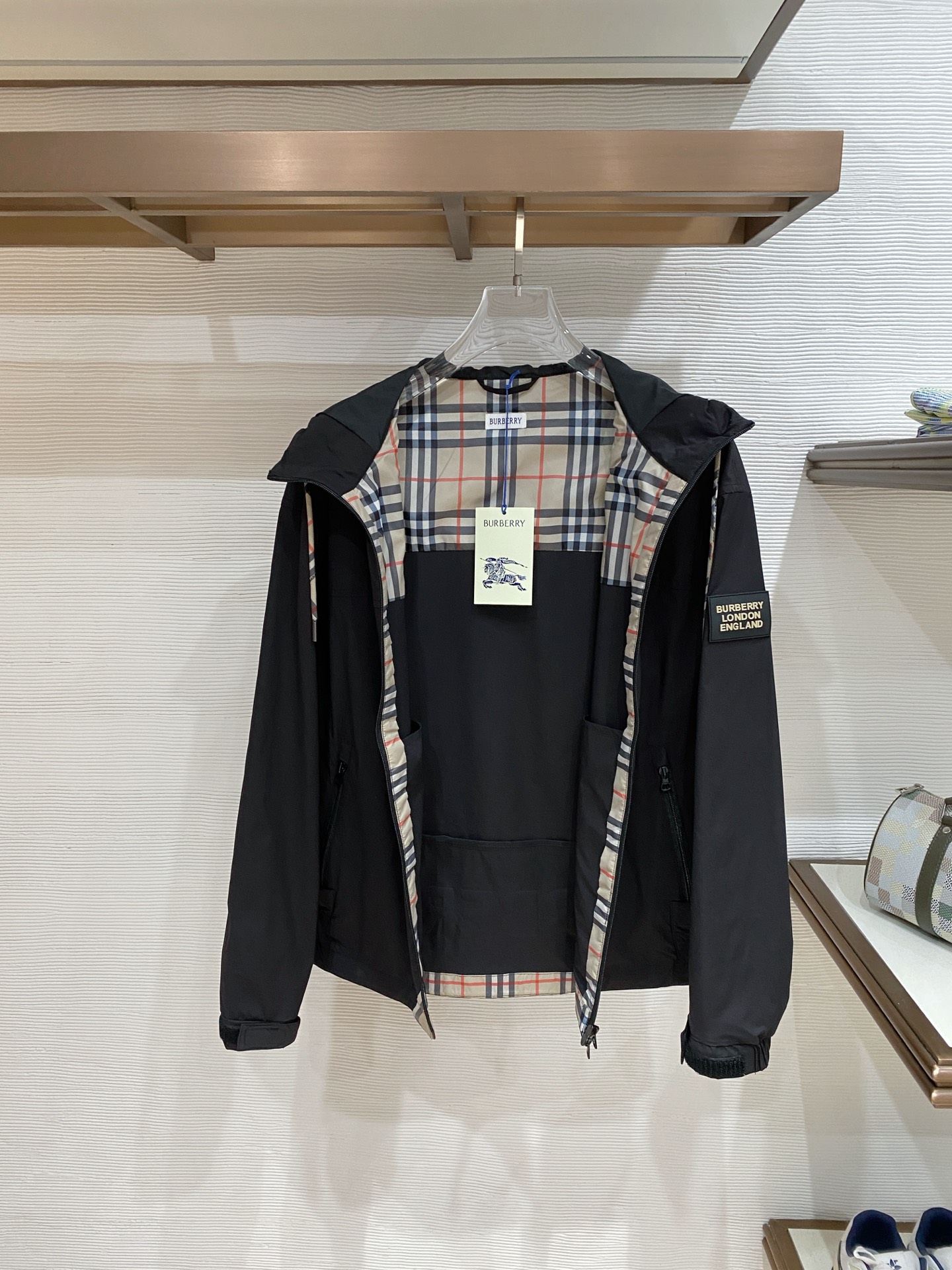 Burberry Jacket Black Hooded S