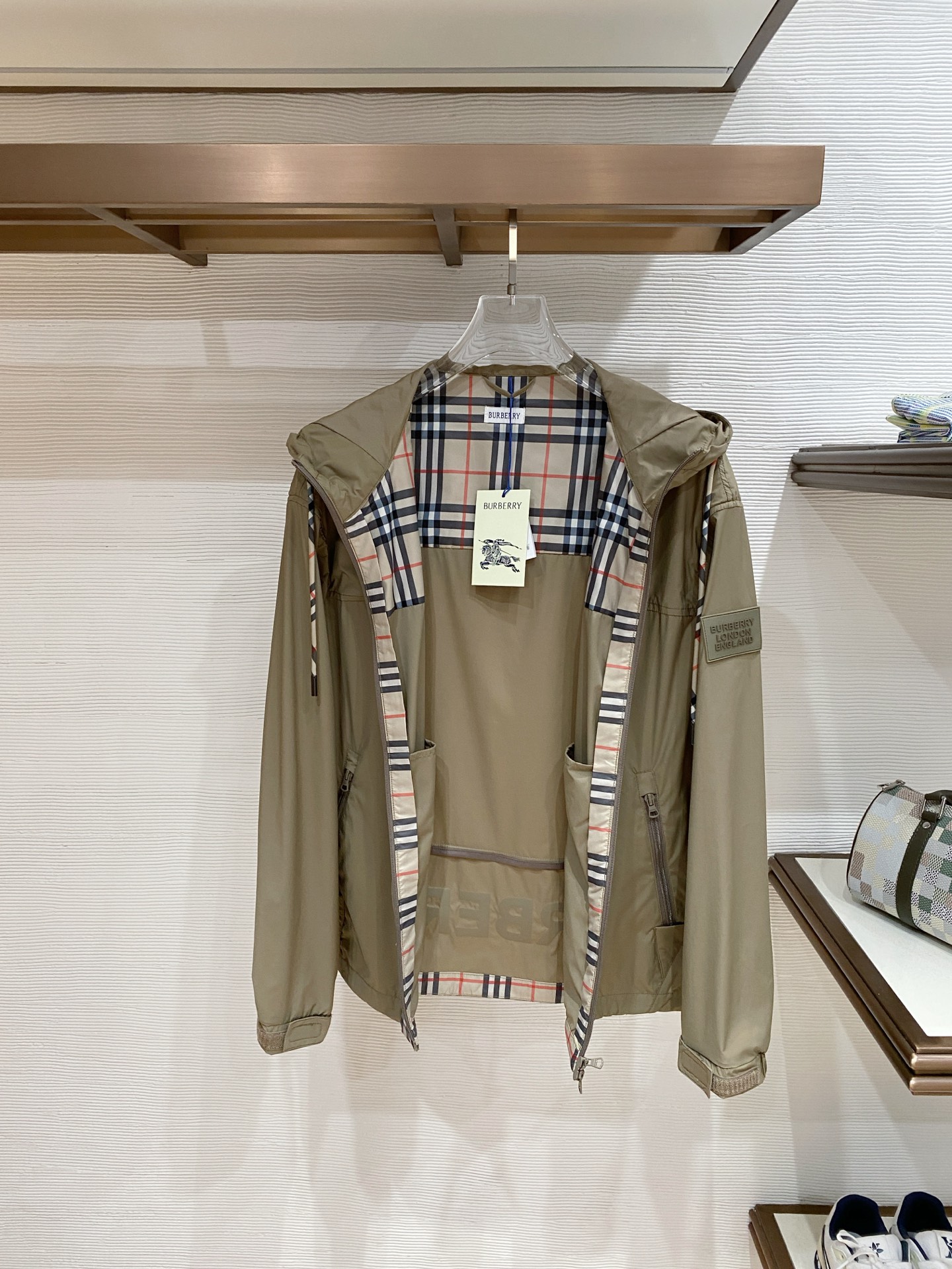 Burberry Jacket Black Hooded S