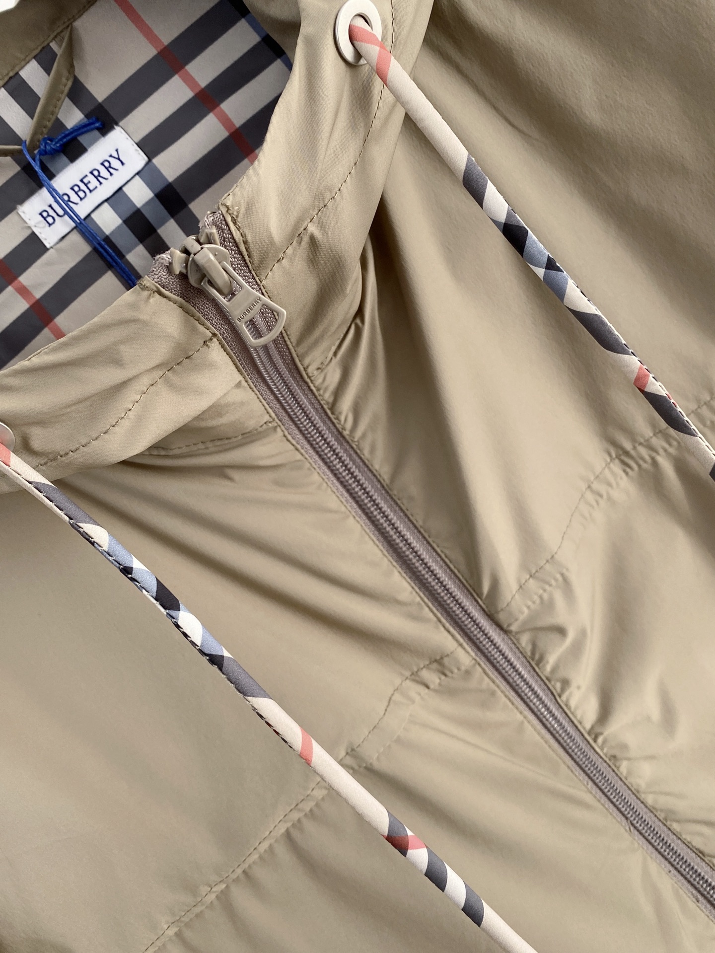 Burberry Jacket Black Hooded S
