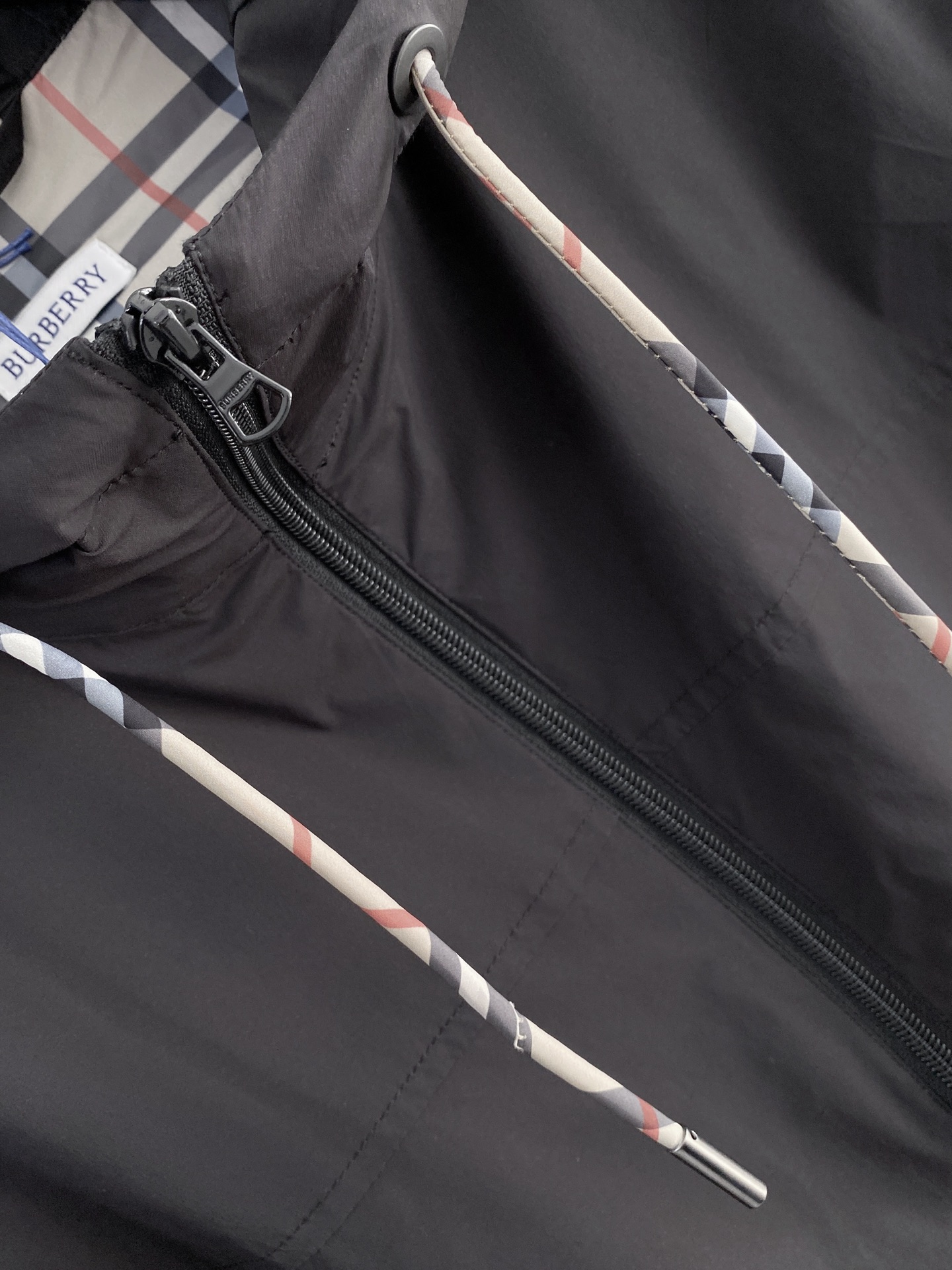 Burberry Jacket Black Hooded S