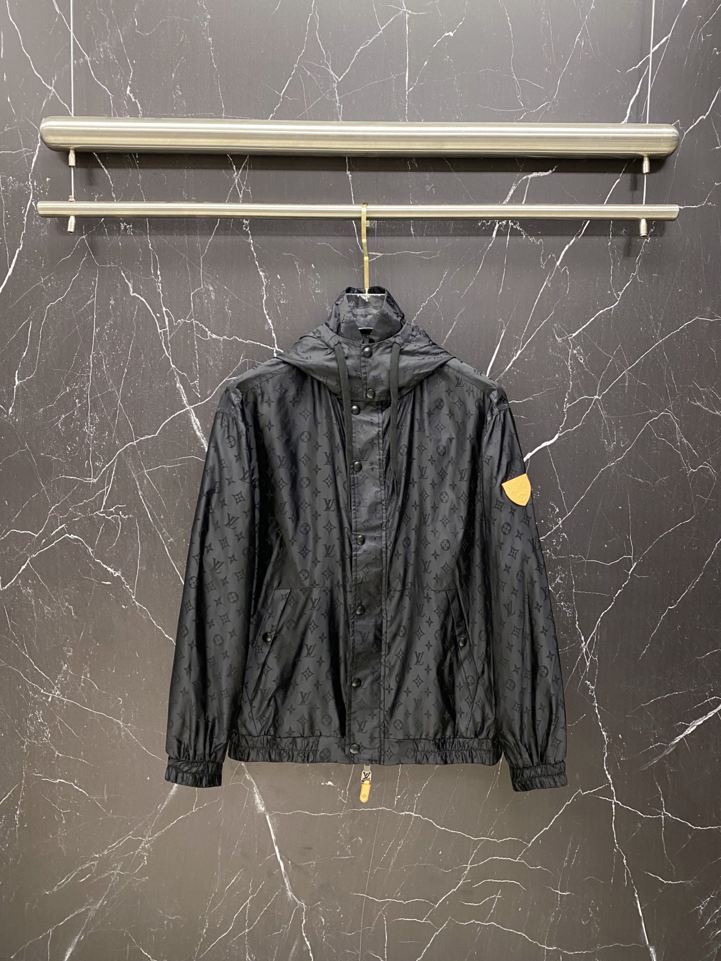 Louis Vuitton Jacket Black Hooded S-l