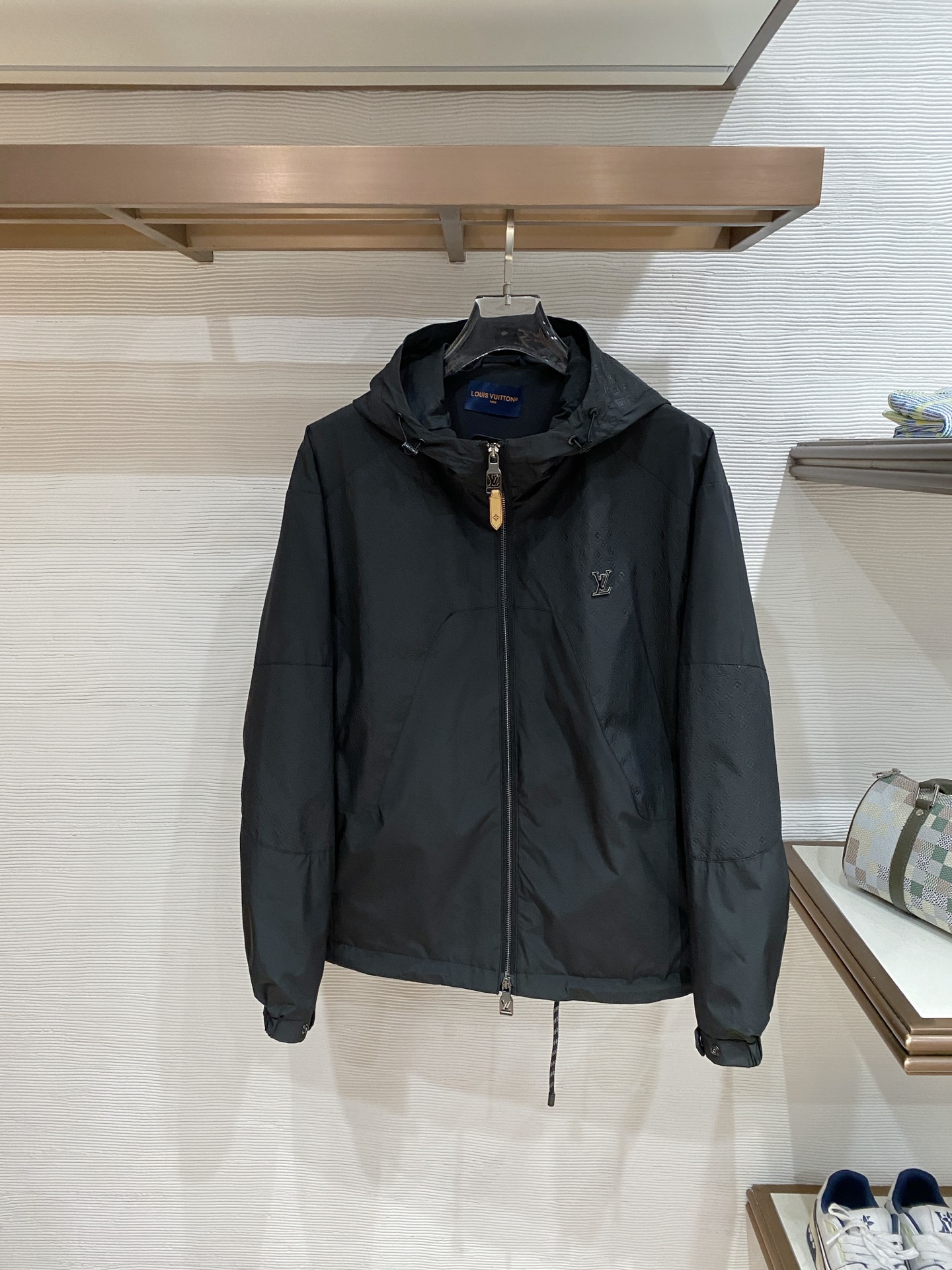 Louis Vuitton Jacket Black Hooded S-l