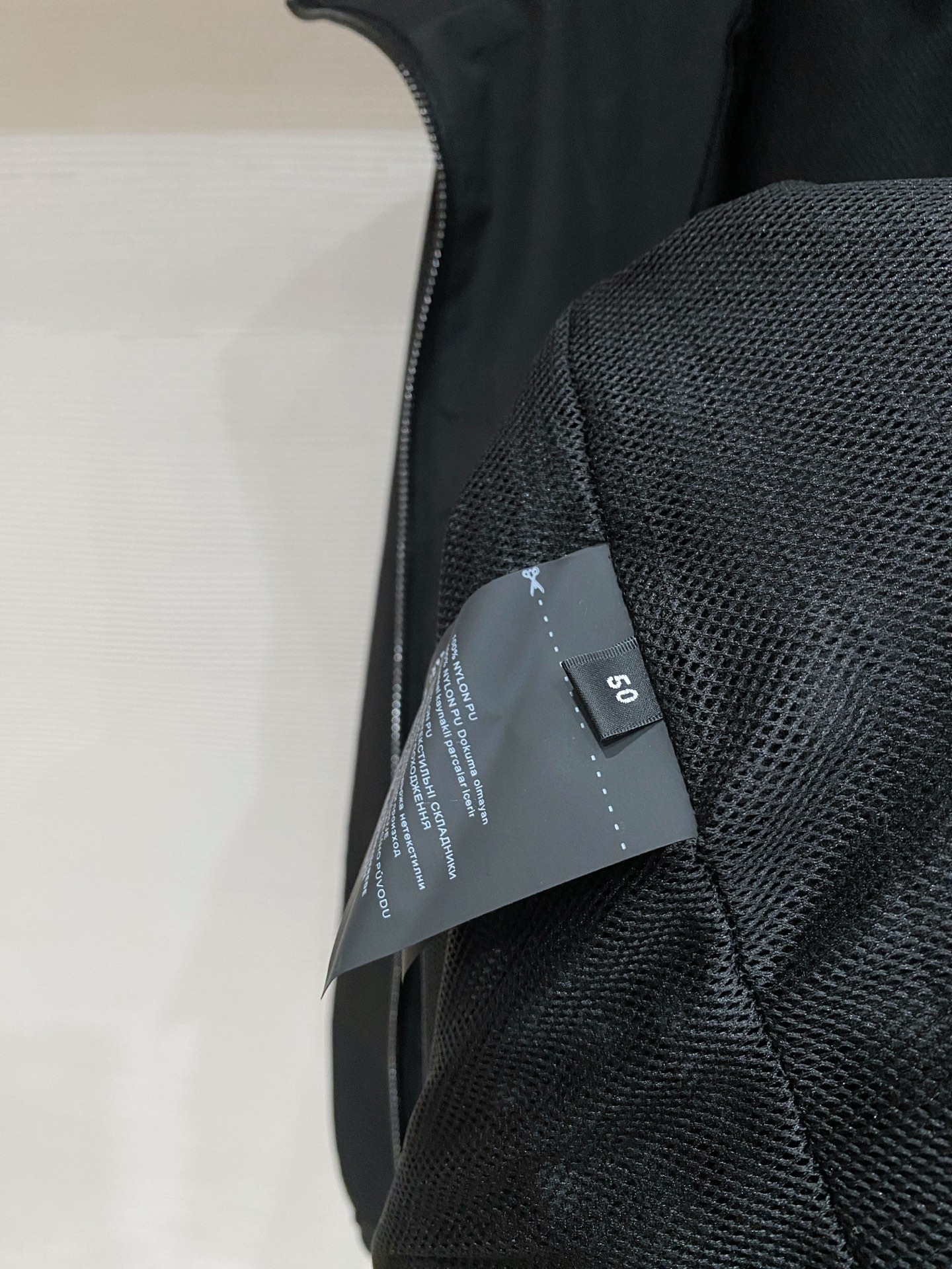 Louis Vuitton Jacket Black Hooded S-l