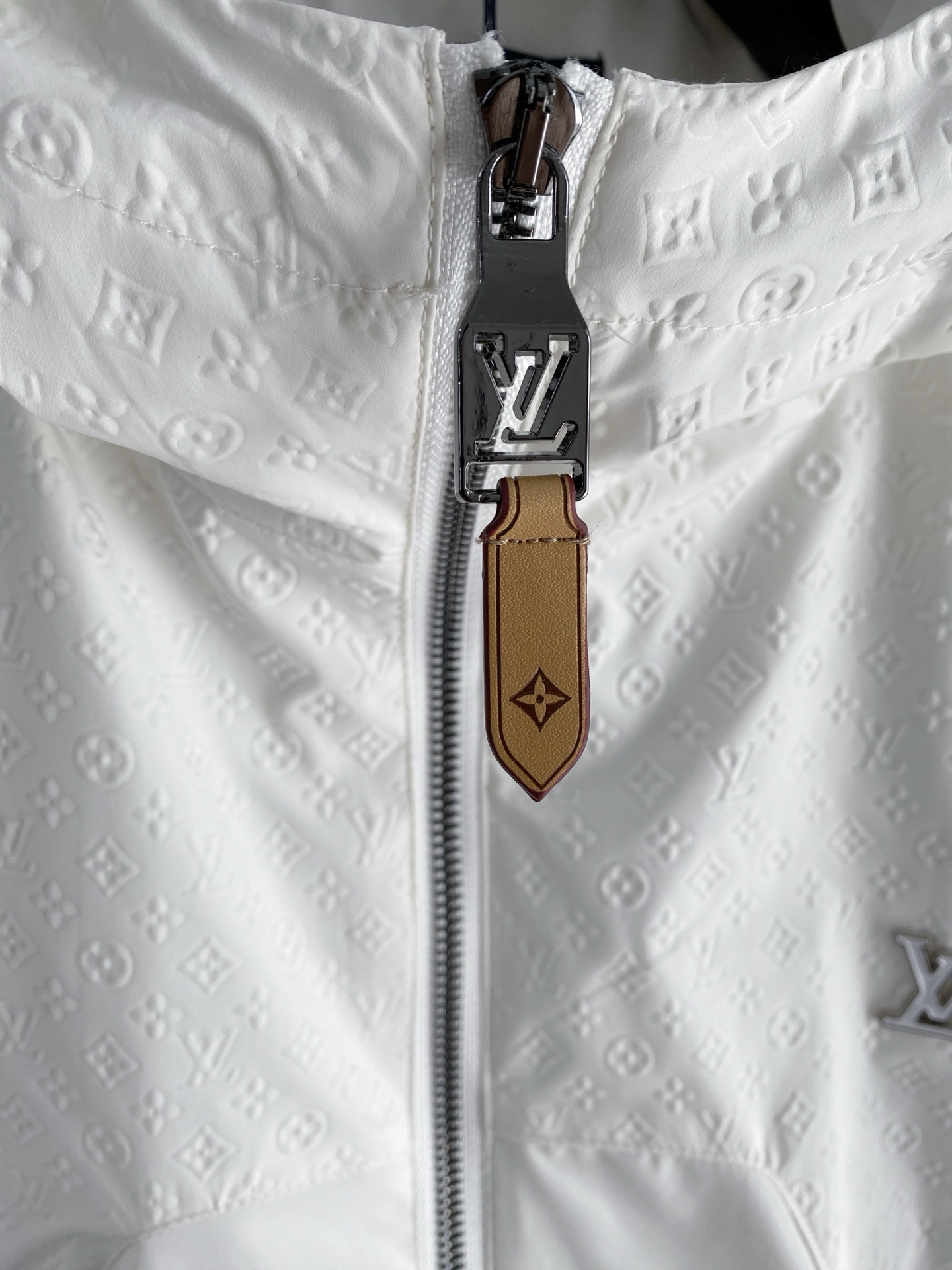 Louis Vuitton Jacket Black Hooded S-l