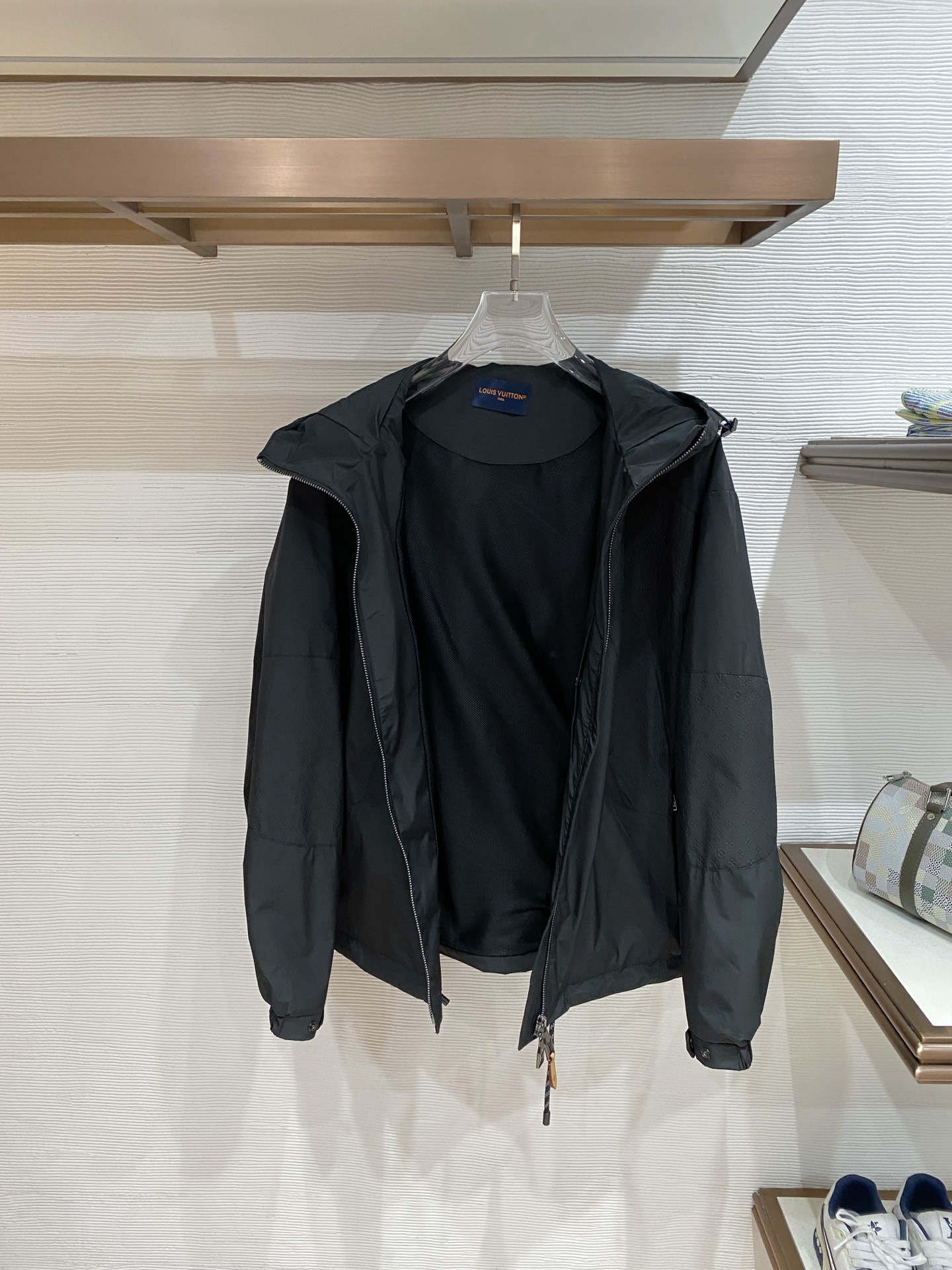 Louis Vuitton Jacket Black Hooded S-l