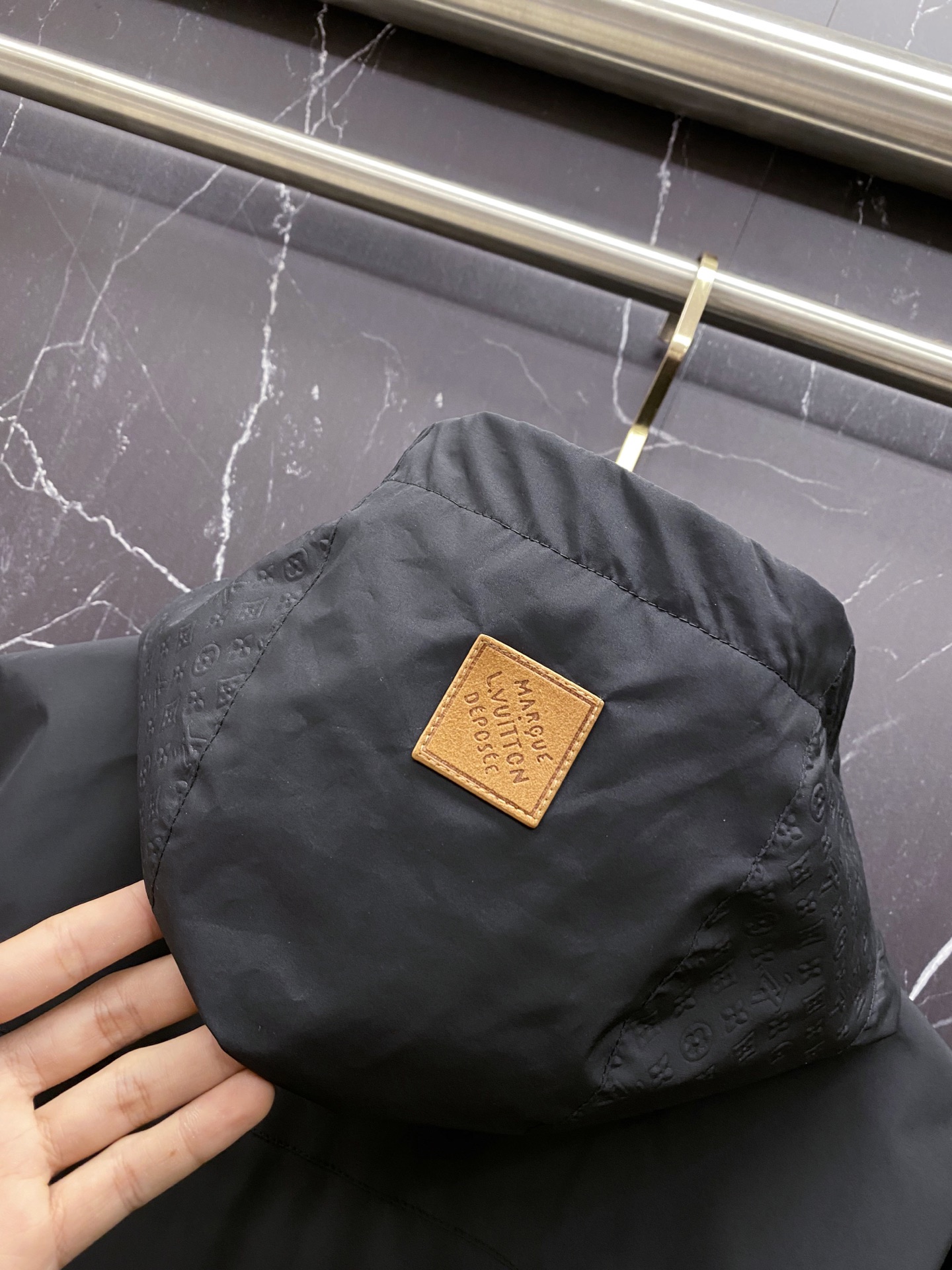 Louis Vuitton Jacket Black Hooded S-l