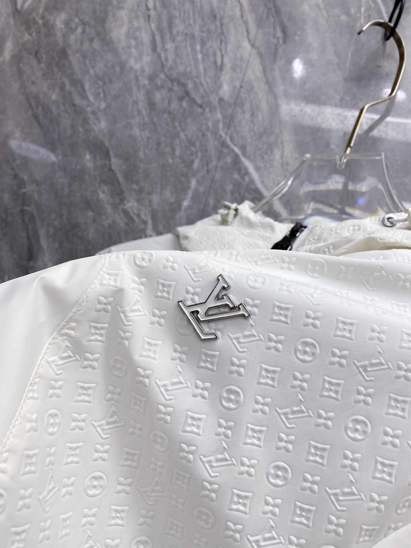 Louis Vuitton Jacket Black Hooded S-l