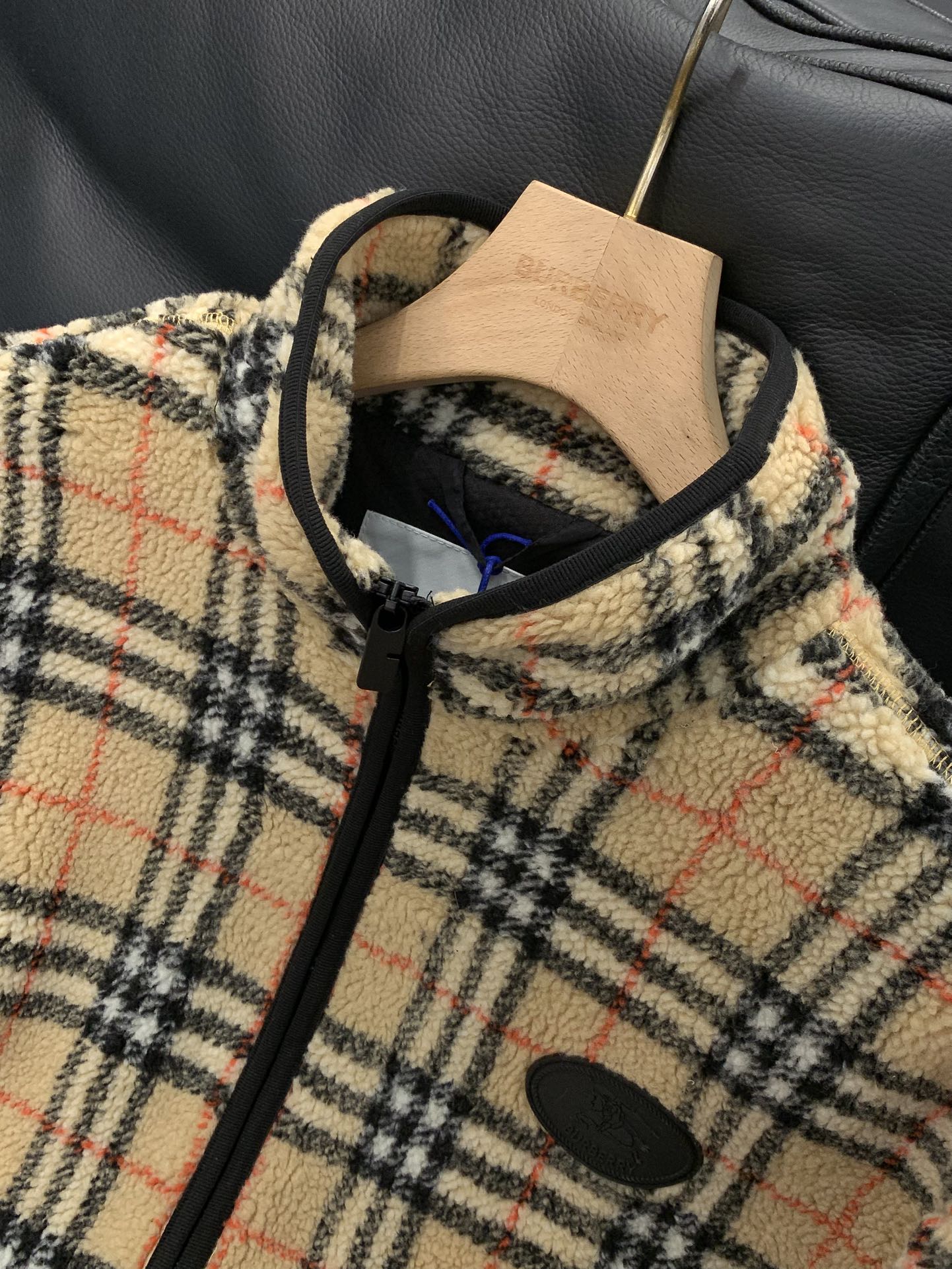 Burberry Basic Clothing L-xl