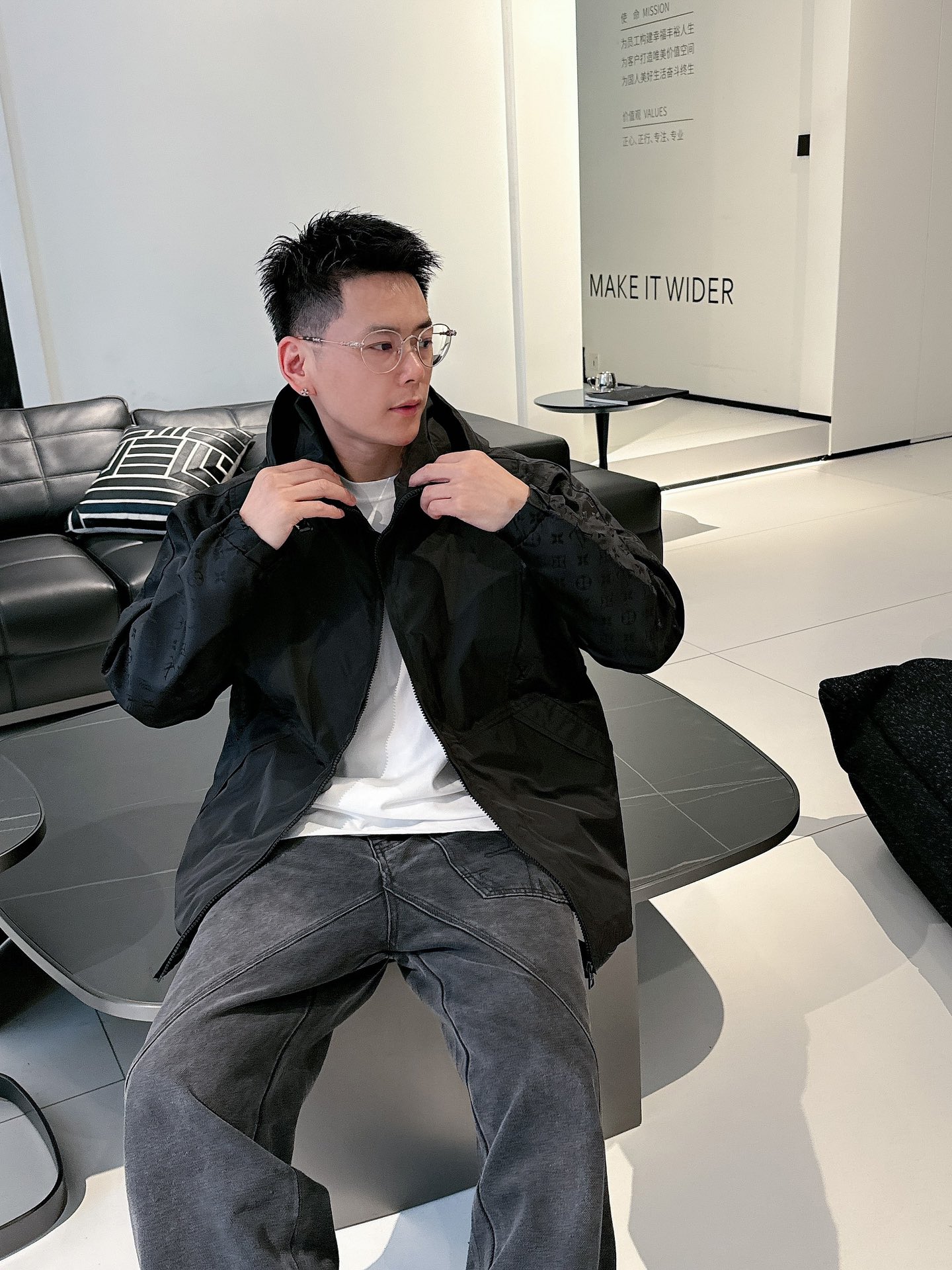 Louis Vuitton Male Jacket M-l-xl