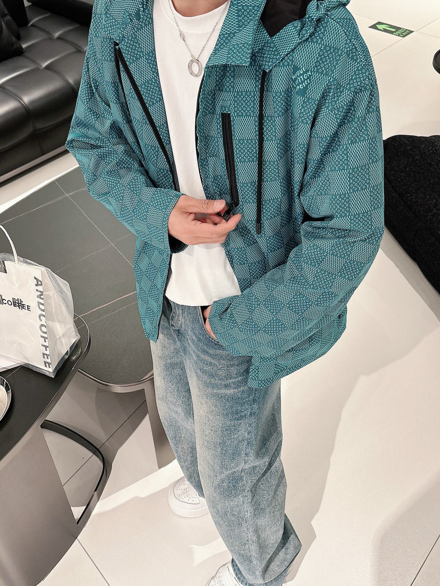 Louis Vuitton Male Jacket M-l-xl