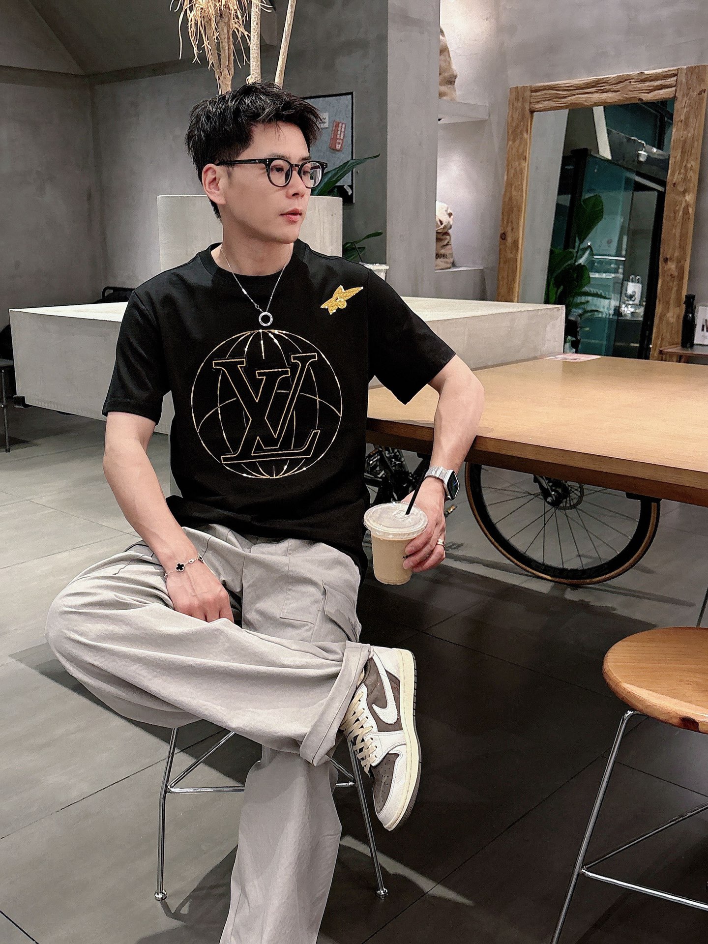 Louis Vuitton Male Basic Clothing Black S-m-l-xl